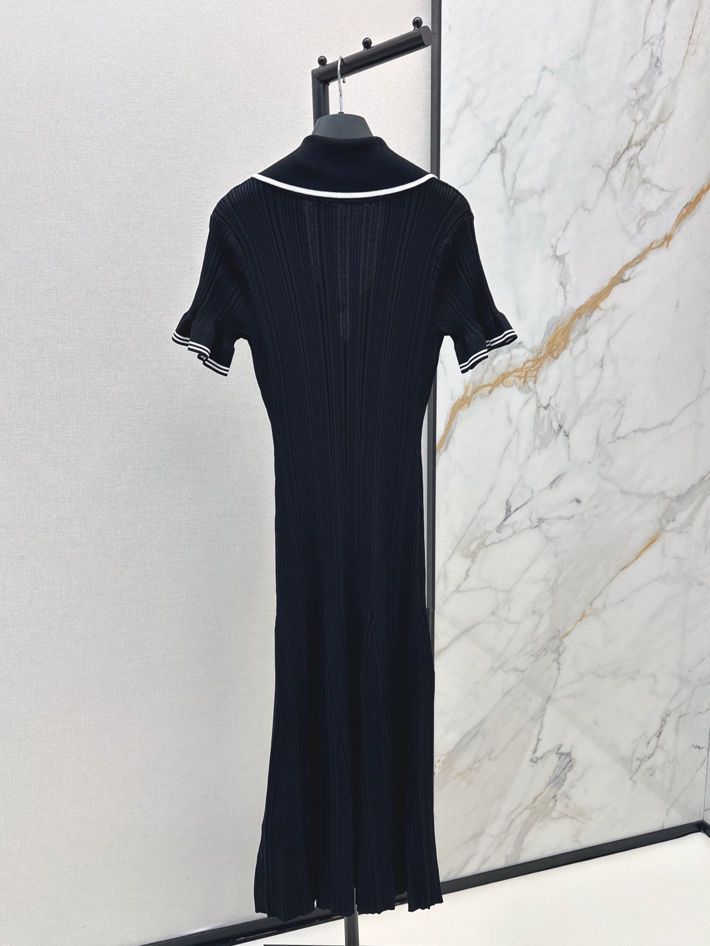 Balm* gold buttons long knit dress