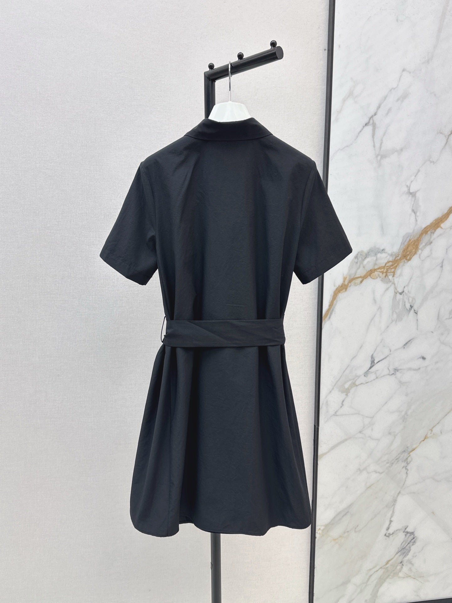 Loe* 25ss twill belted dress