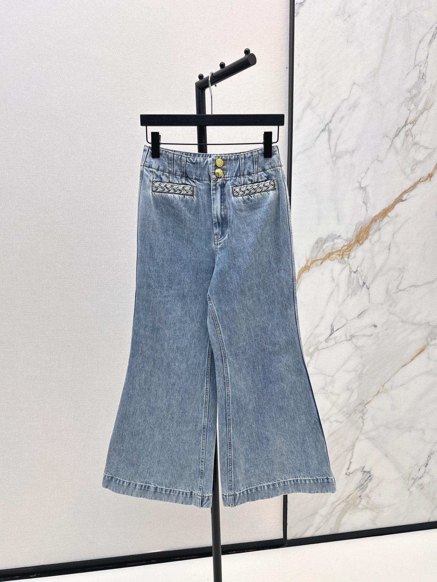 Zim* 25ss High-rise flared jeans