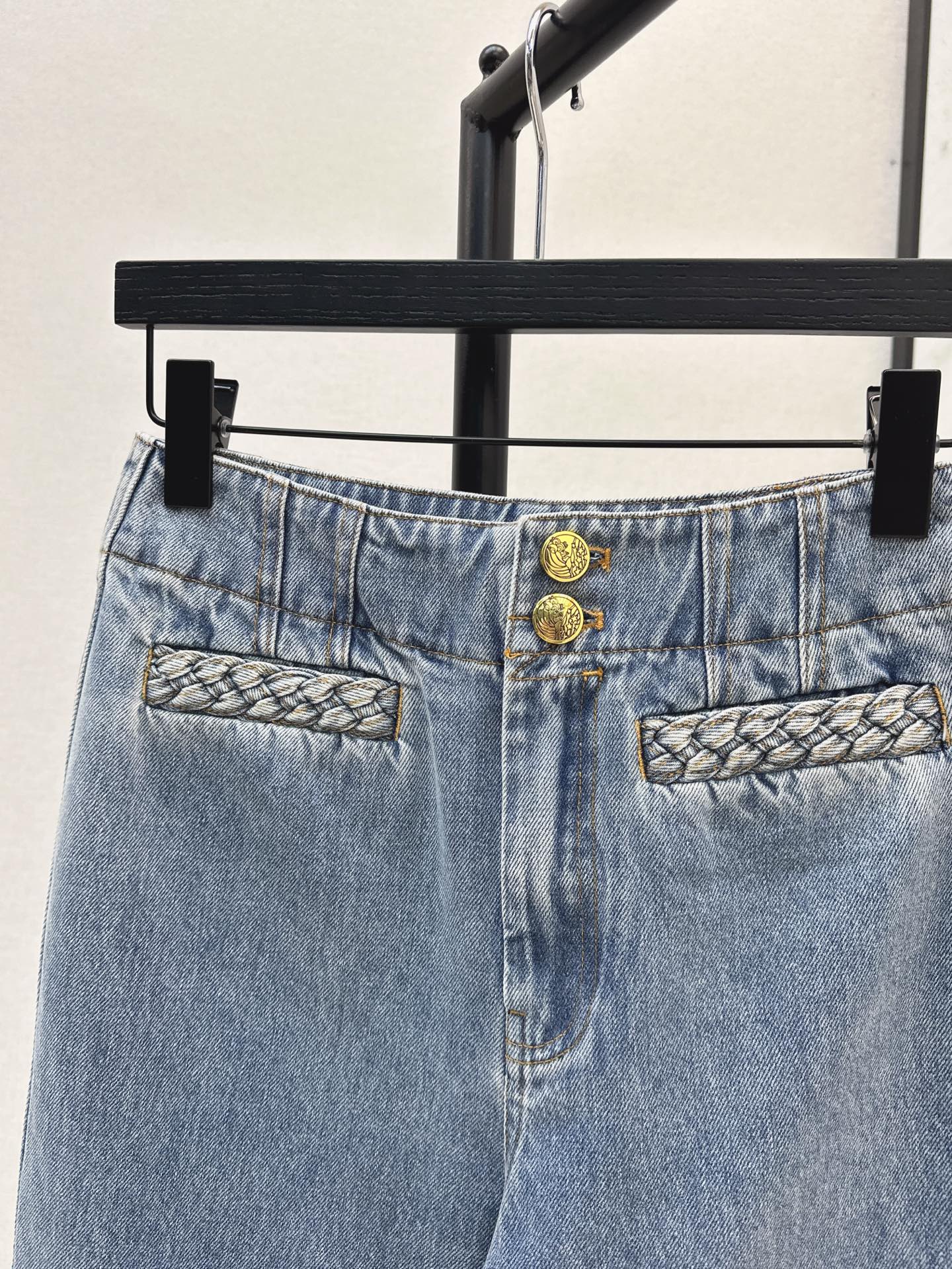 Zim* 25ss High-rise flared jeans