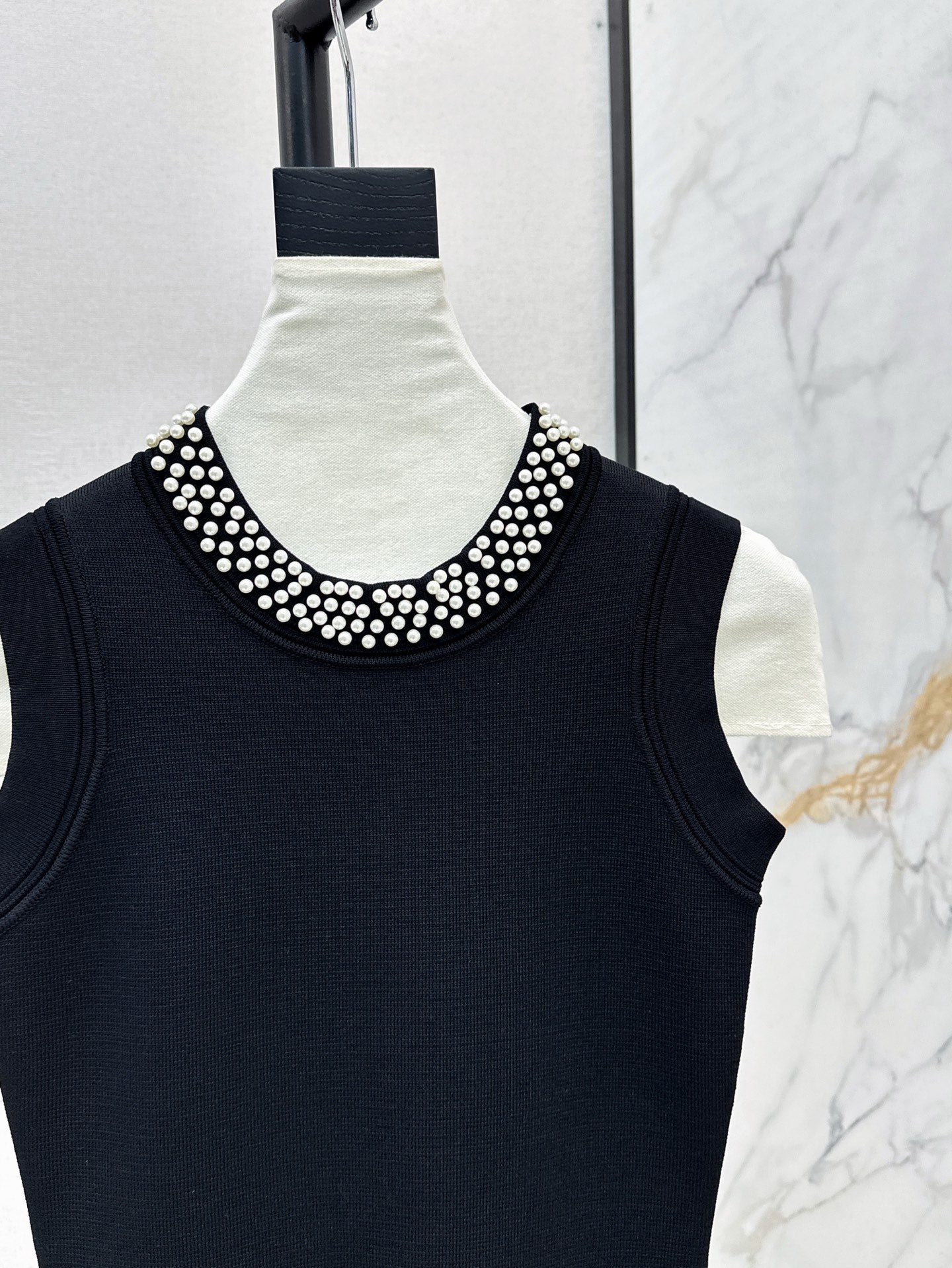 C*nel 25ss two-tone fitted knit dress