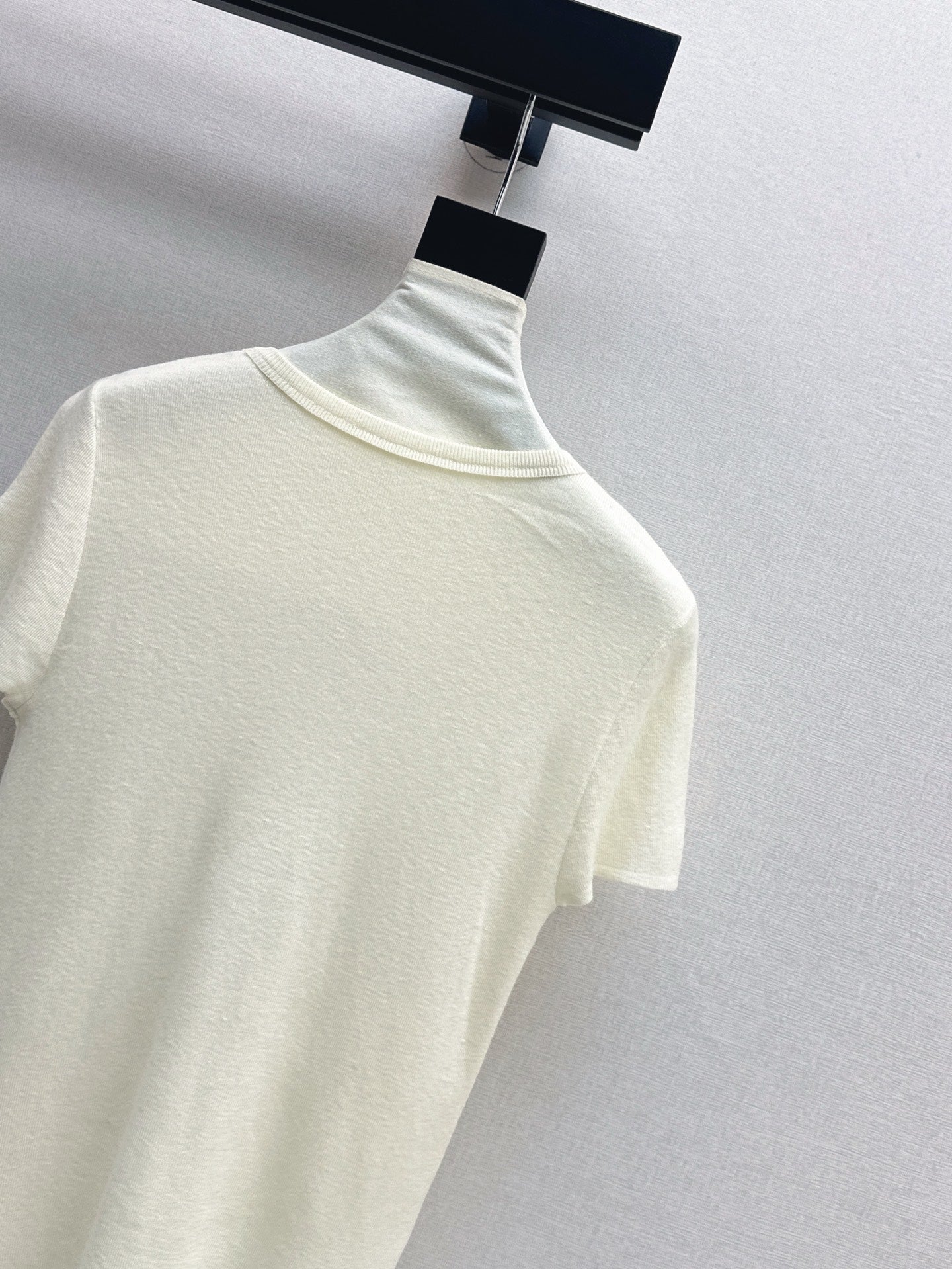 M*u 25ss embroidered knit top