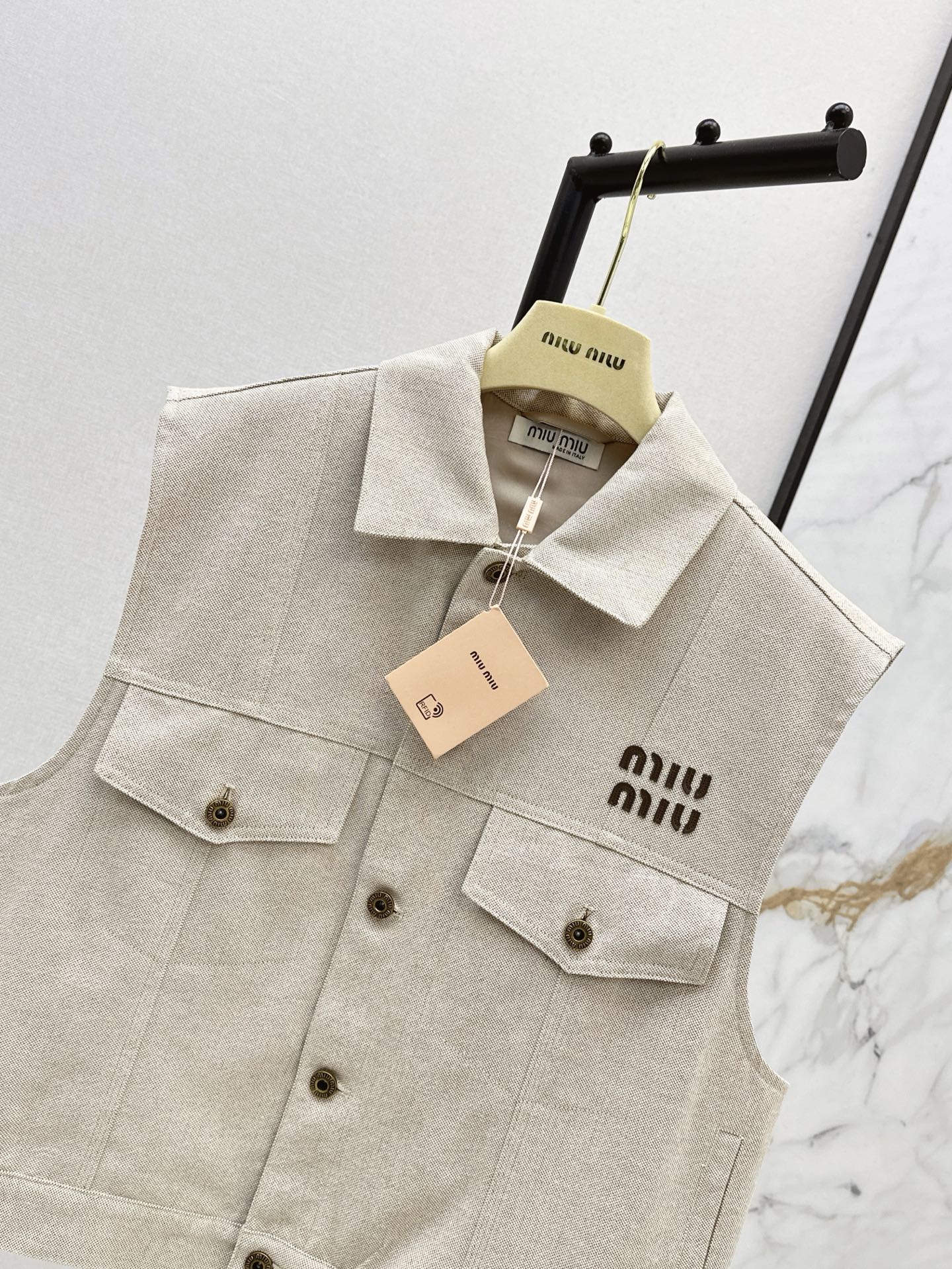 M*u 25ss Colorblock hem vest