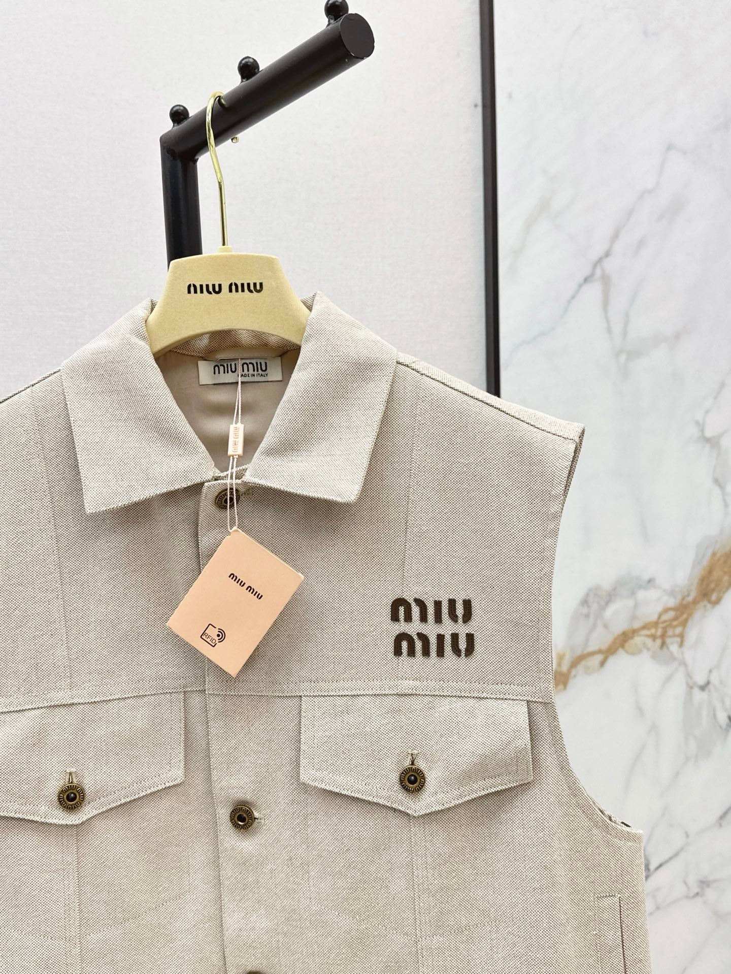 M*u 25ss Colorblock hem vest