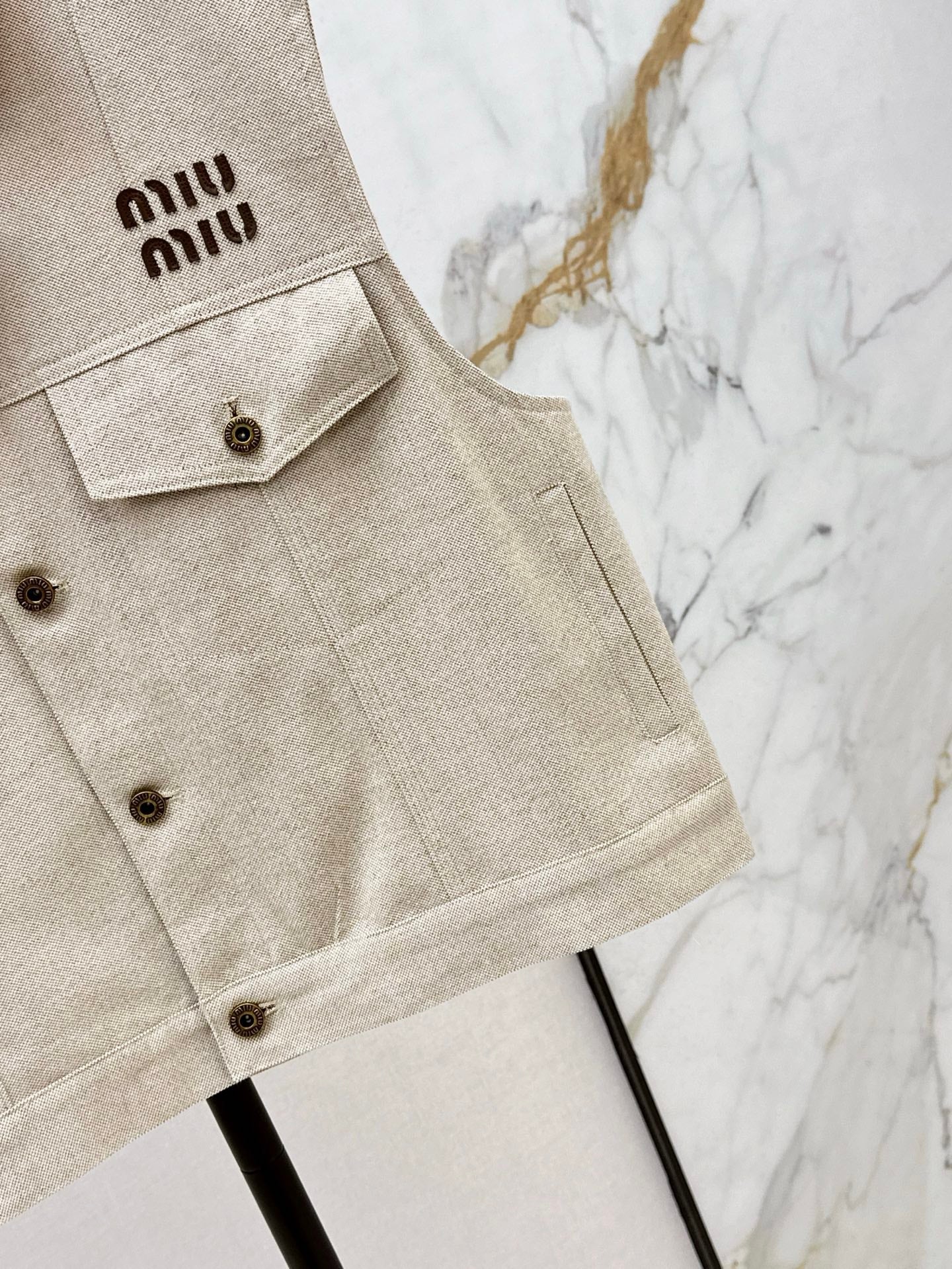 M*u 25ss Colorblock hem vest