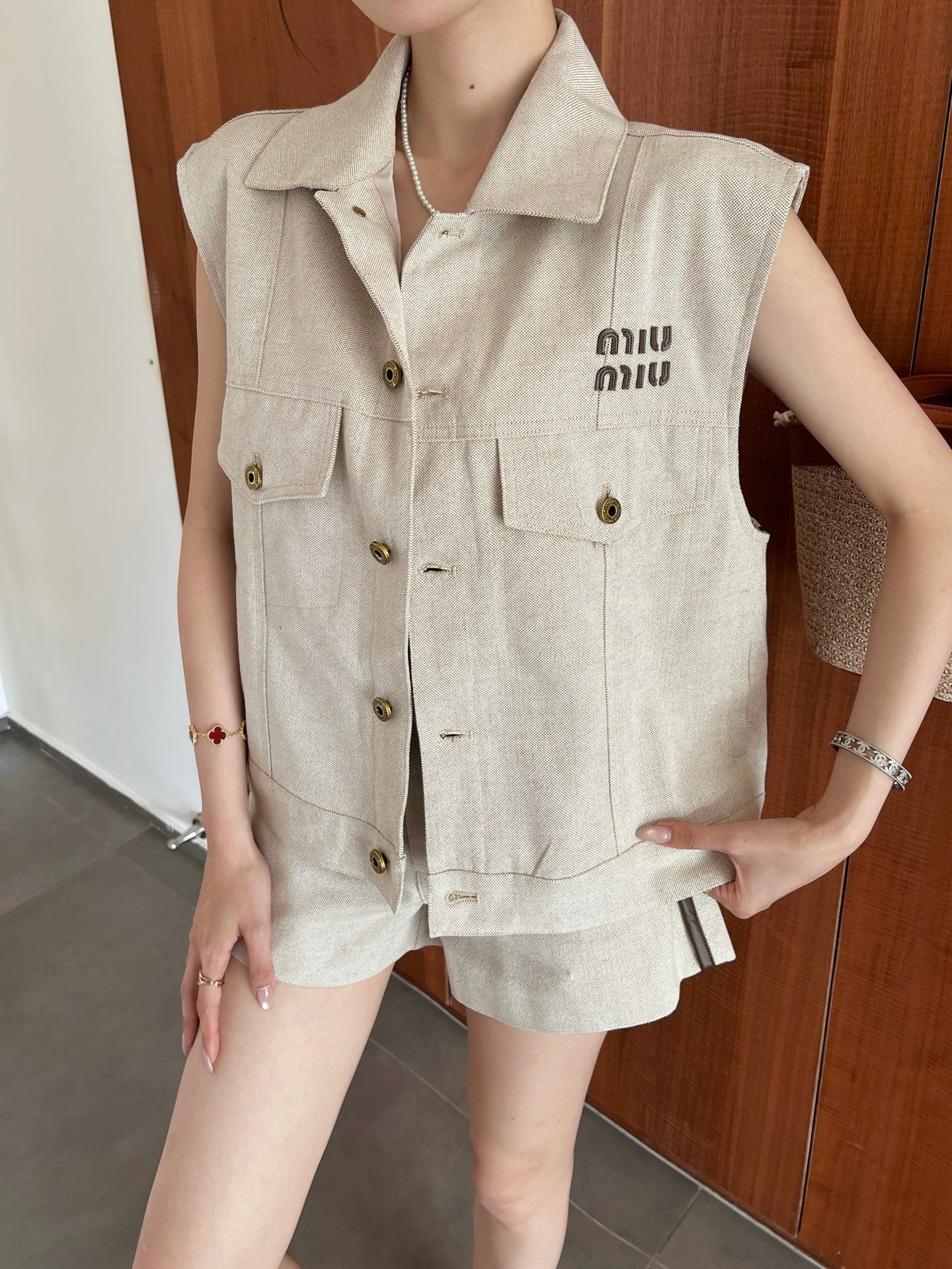 M*u 25ss Colorblock hem vest