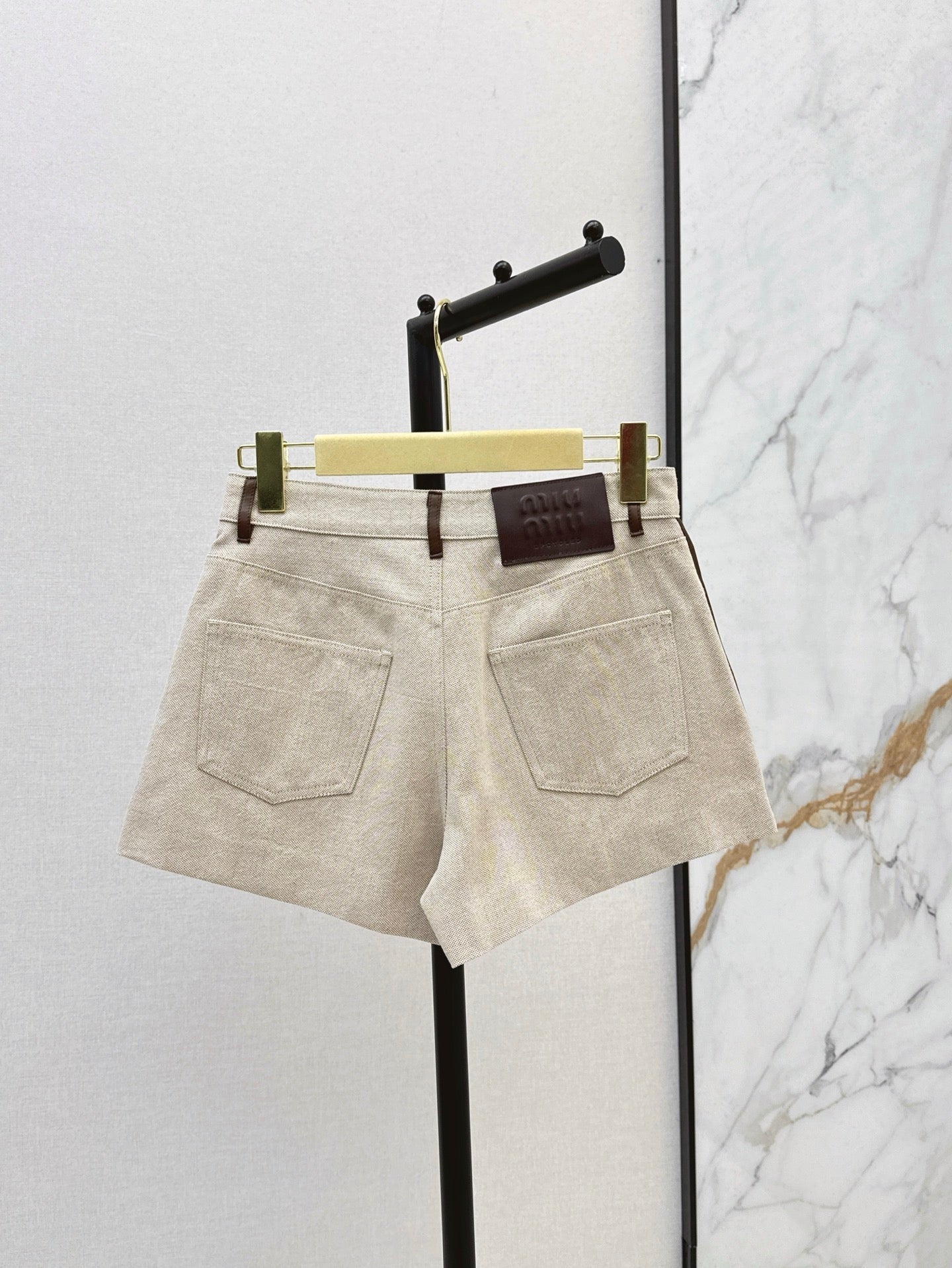 M*u 25ss Colorblock hem shorts