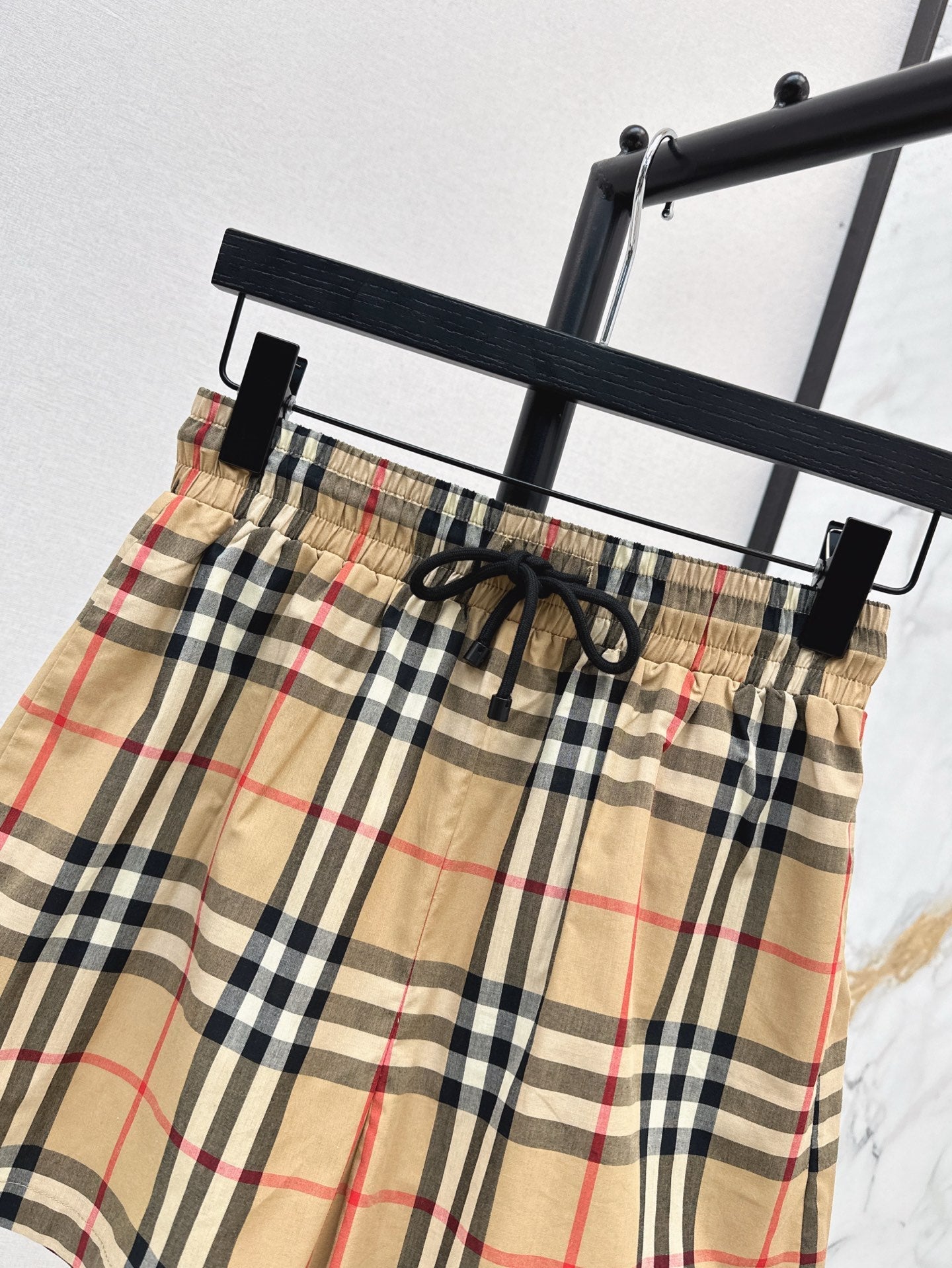 Bur* 25ss check shorts