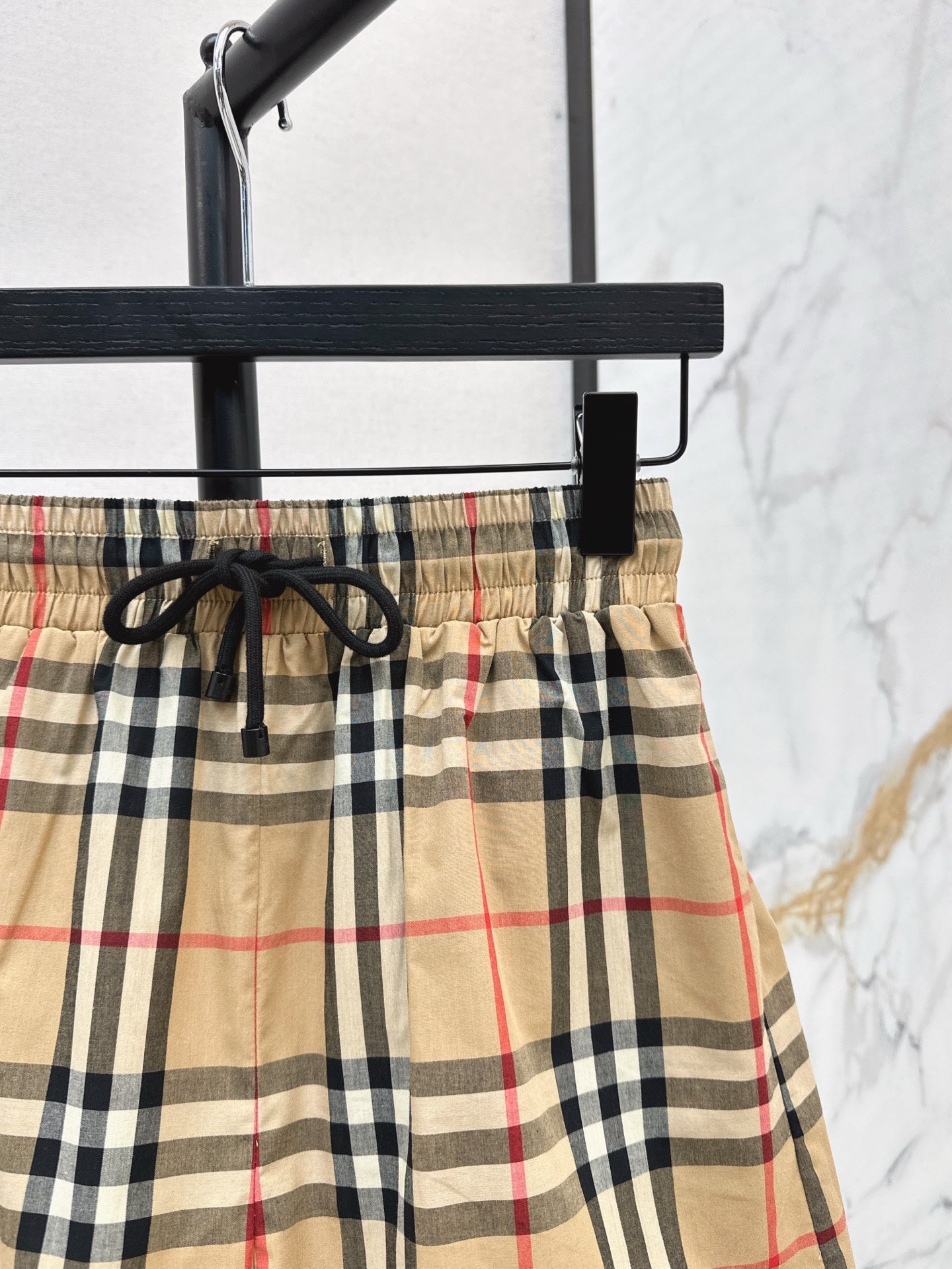 Bur* 25ss check shorts