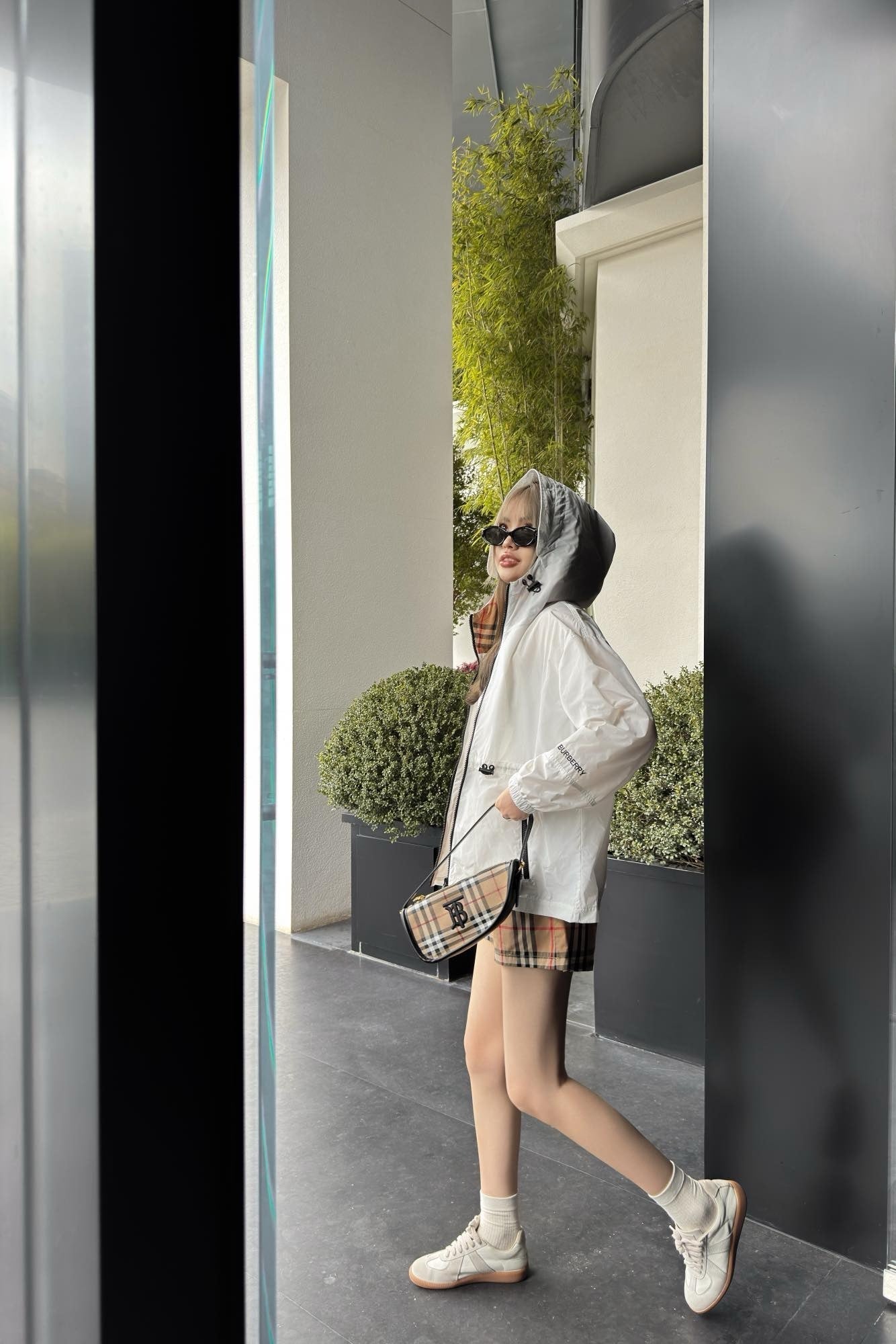 Bur* 25ss Nylon hooded jacket