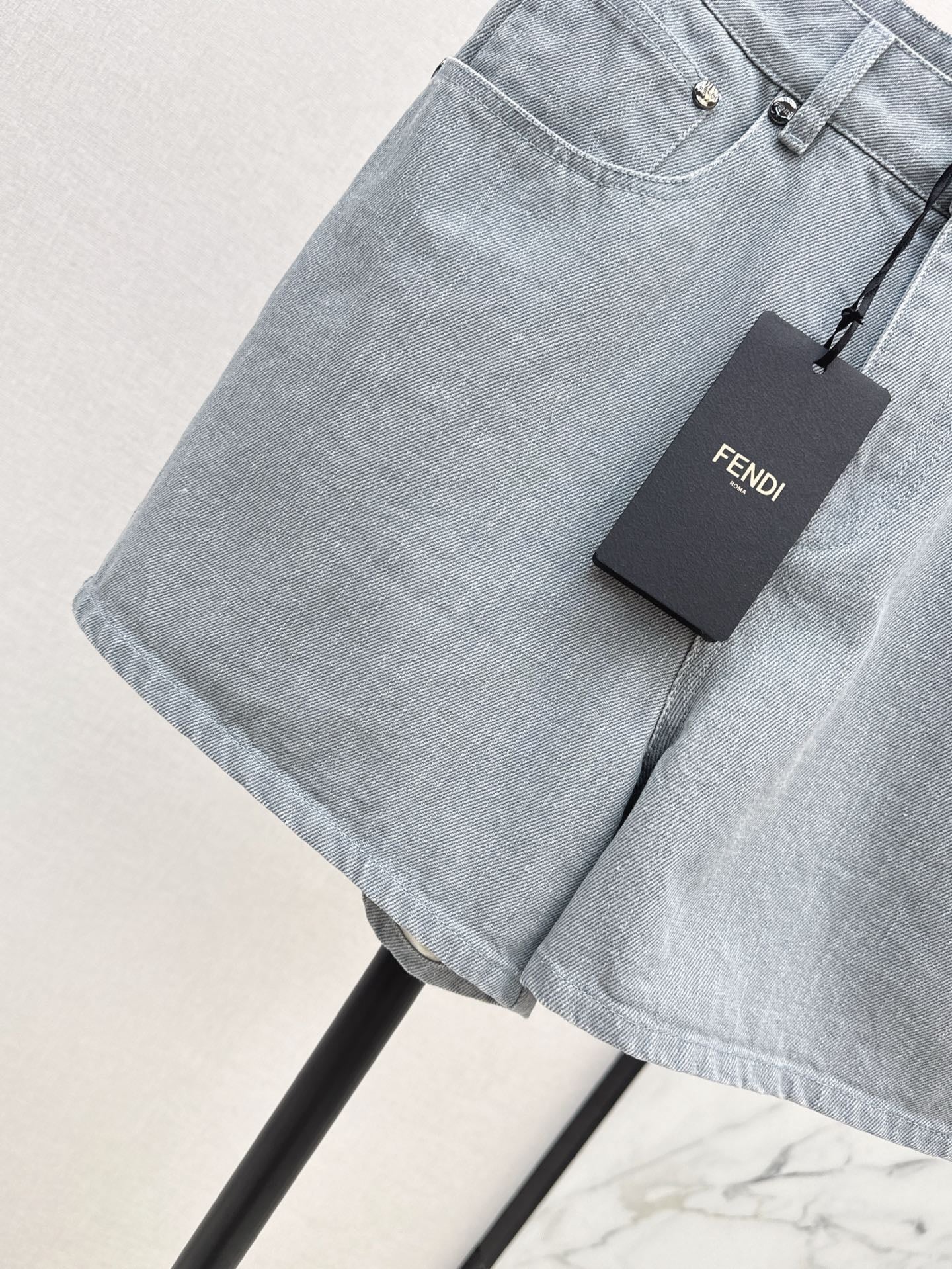 Fd* 25ss five-pocket denim shorts