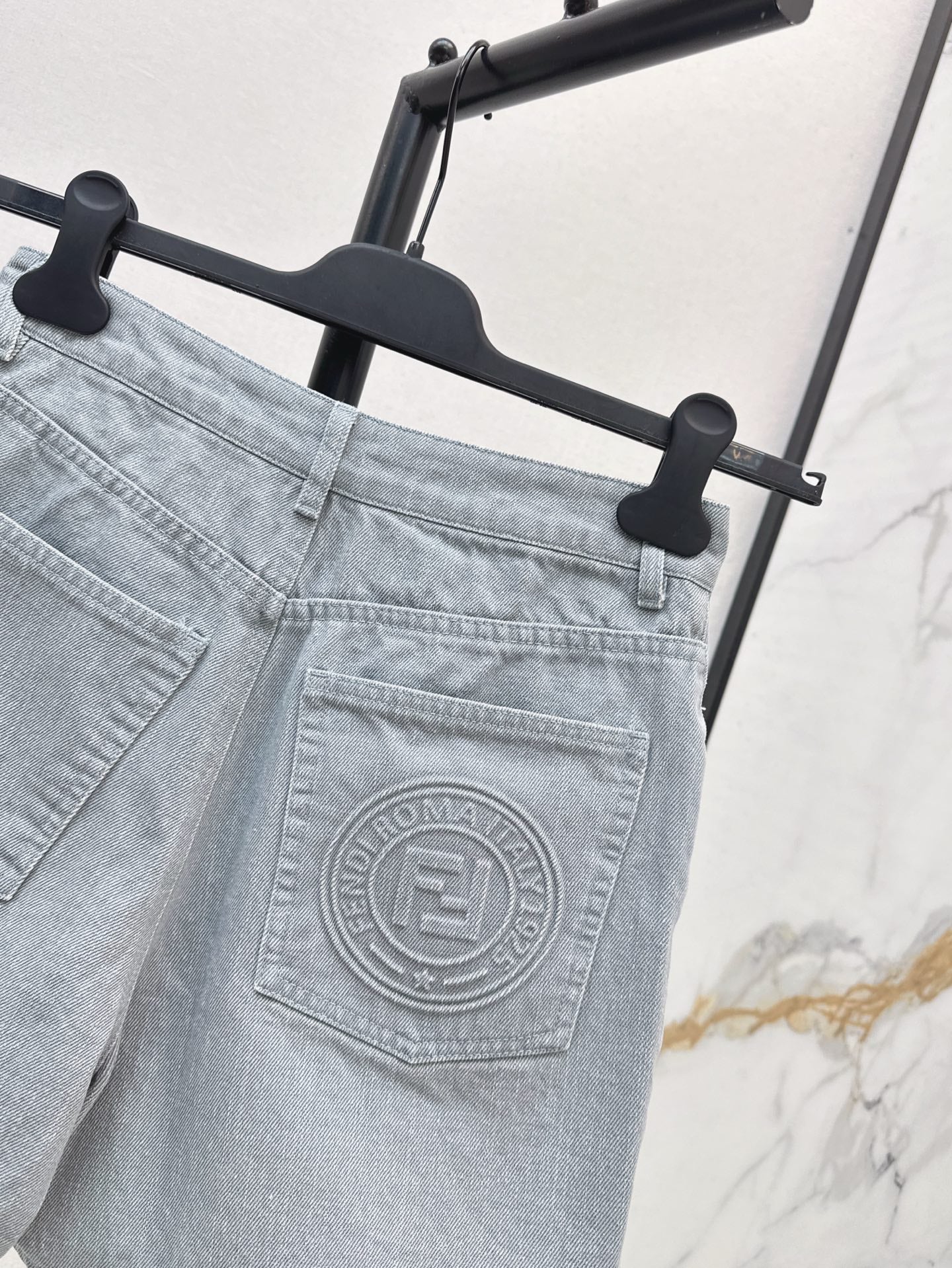 Fd* 25ss five-pocket denim shorts