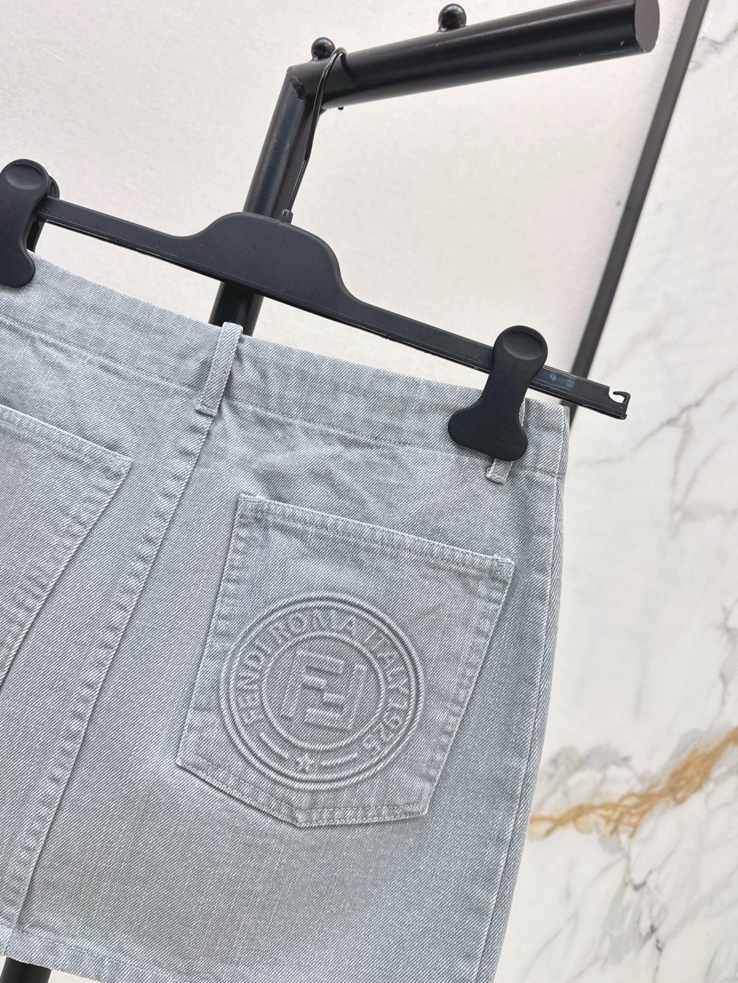 Fd* 25ss large pocket demin mini skirt