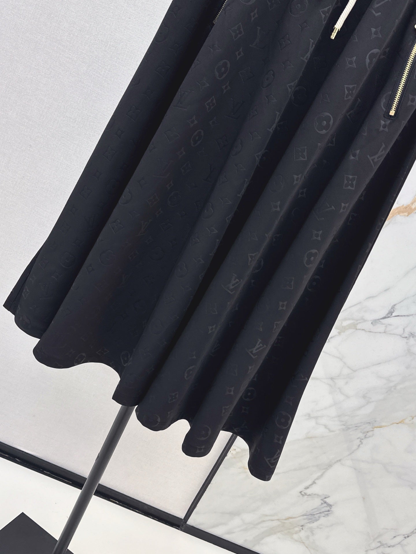 Loui* 25ss monogram elastic waist skirt