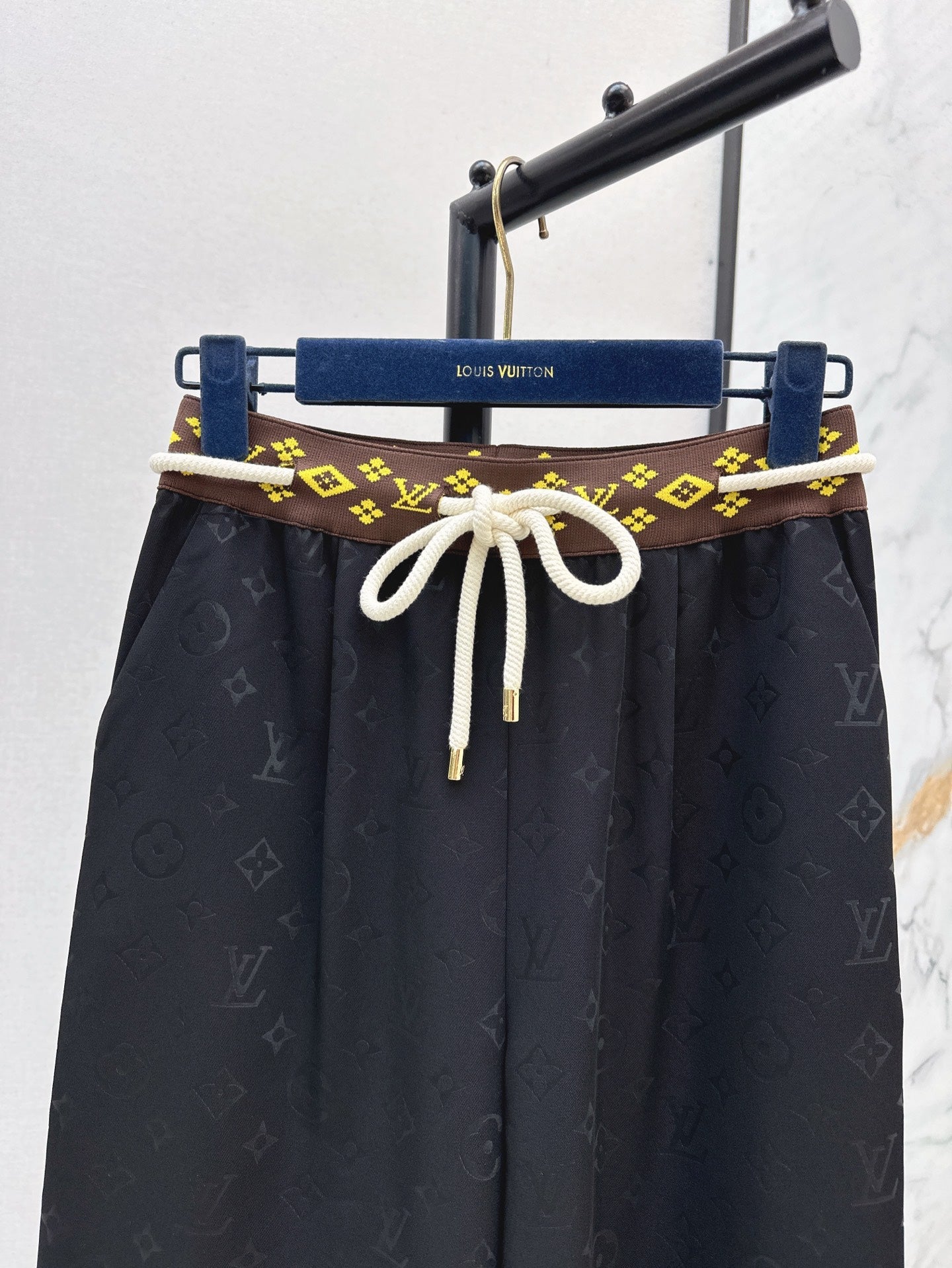 Loui* 25ss monogram printed pants