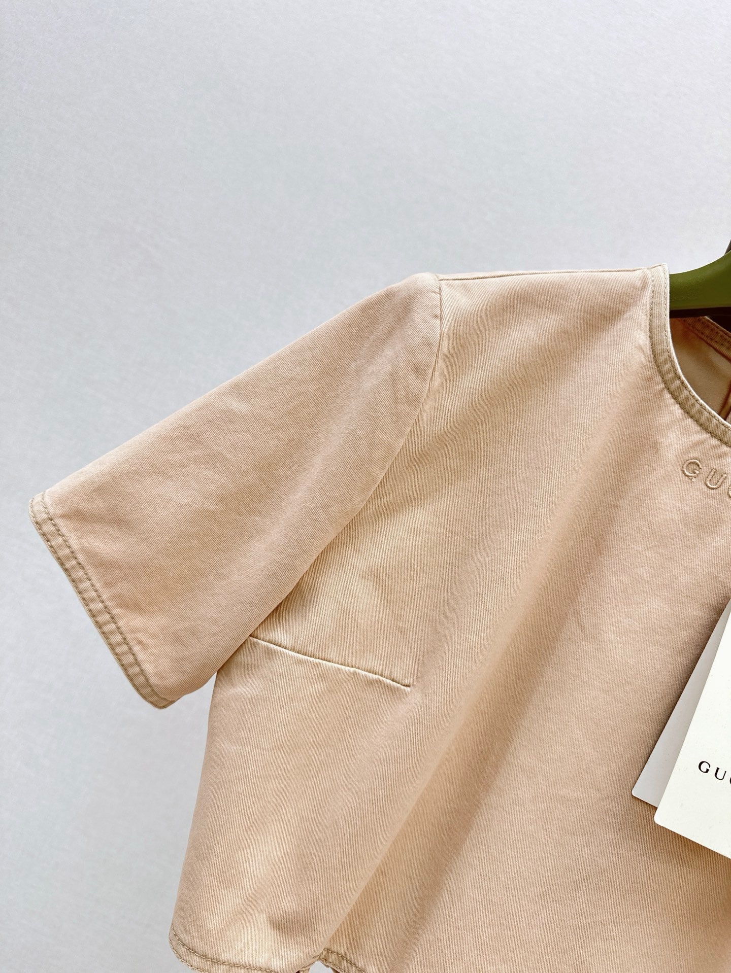 Gu* 25ss  crop shirt with tie hem