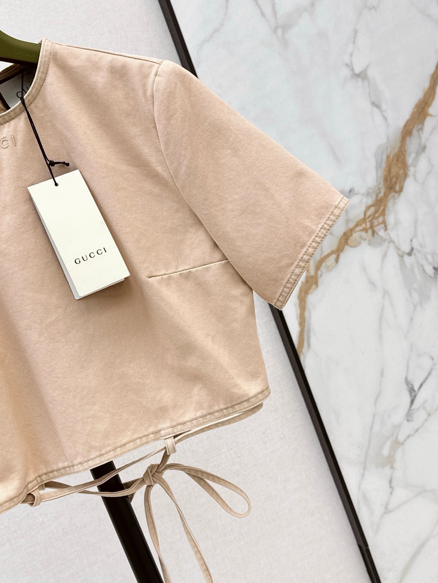 Gu* 25ss  crop shirt with tie hem