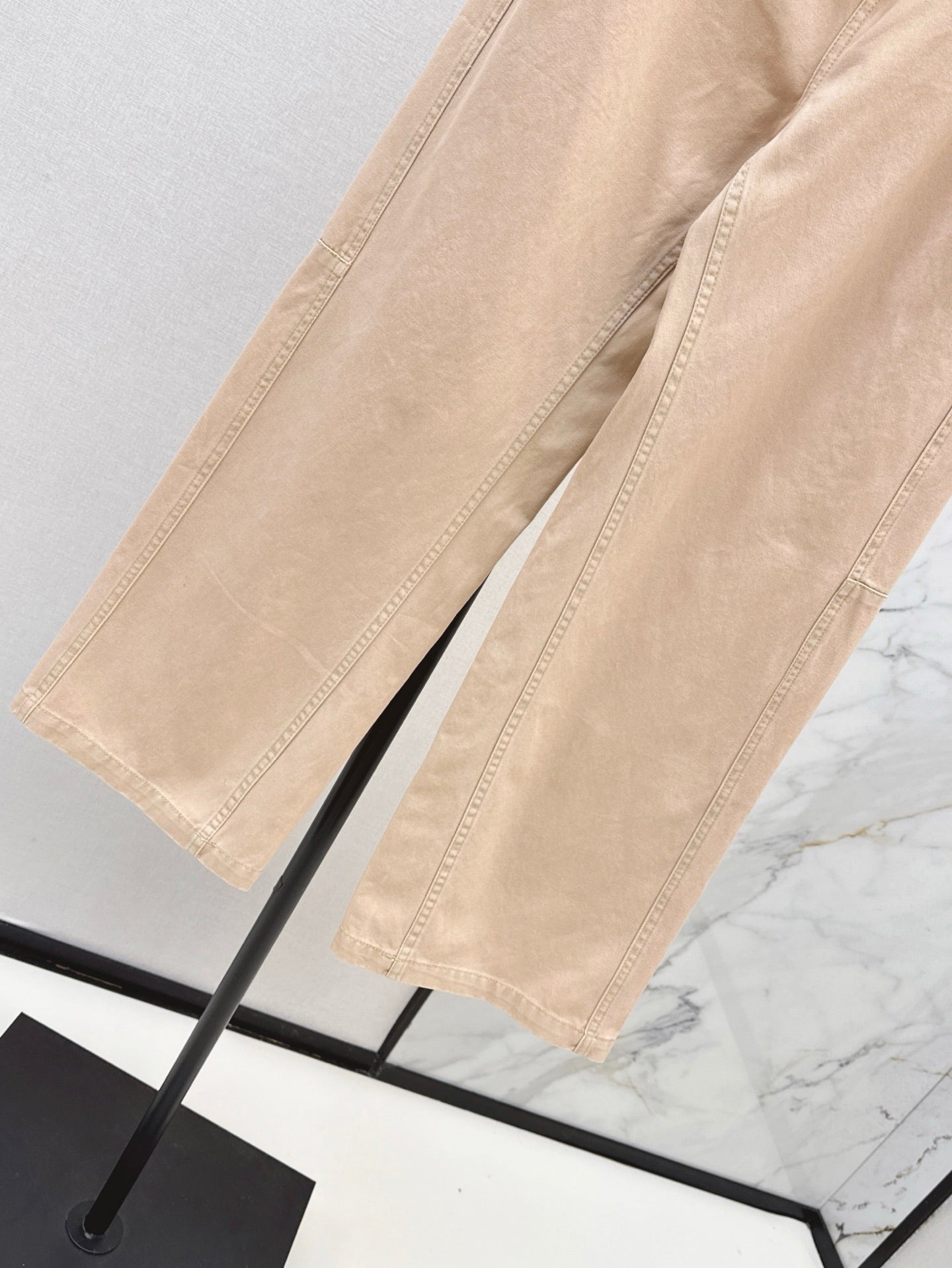 Gu* 25ss  wide leg pants with tie sides