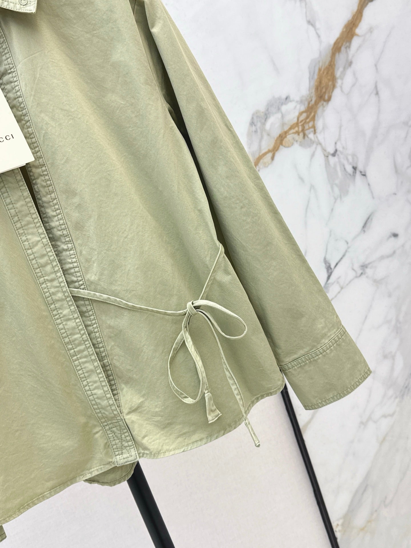 Gu*25ss Tie waist shirt