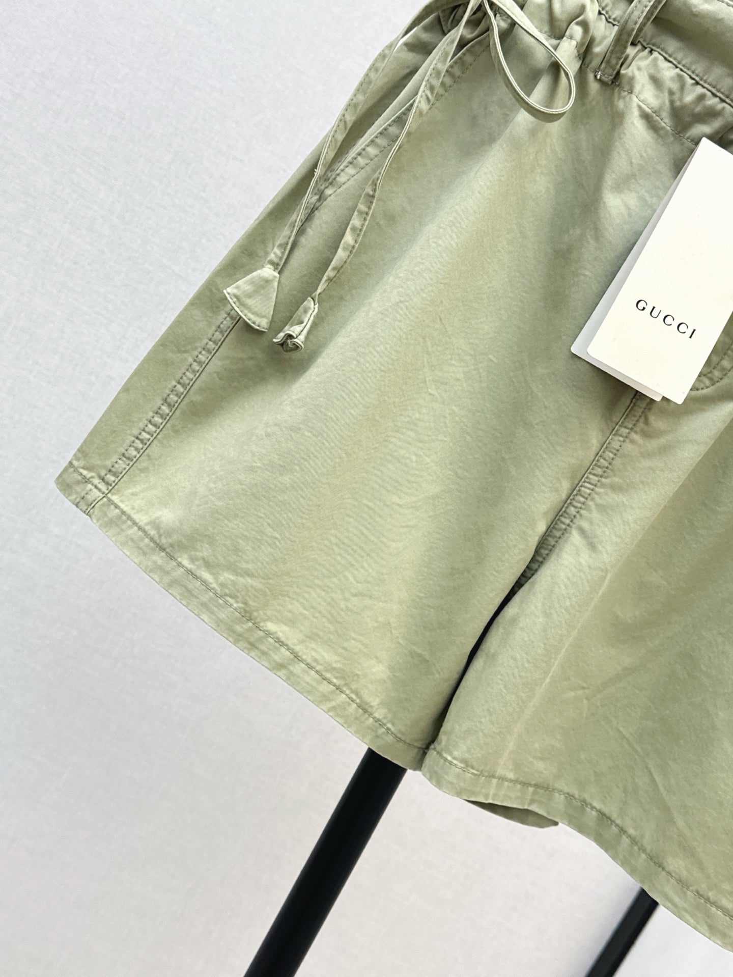 Gu*25ss drawstring high waist shorts