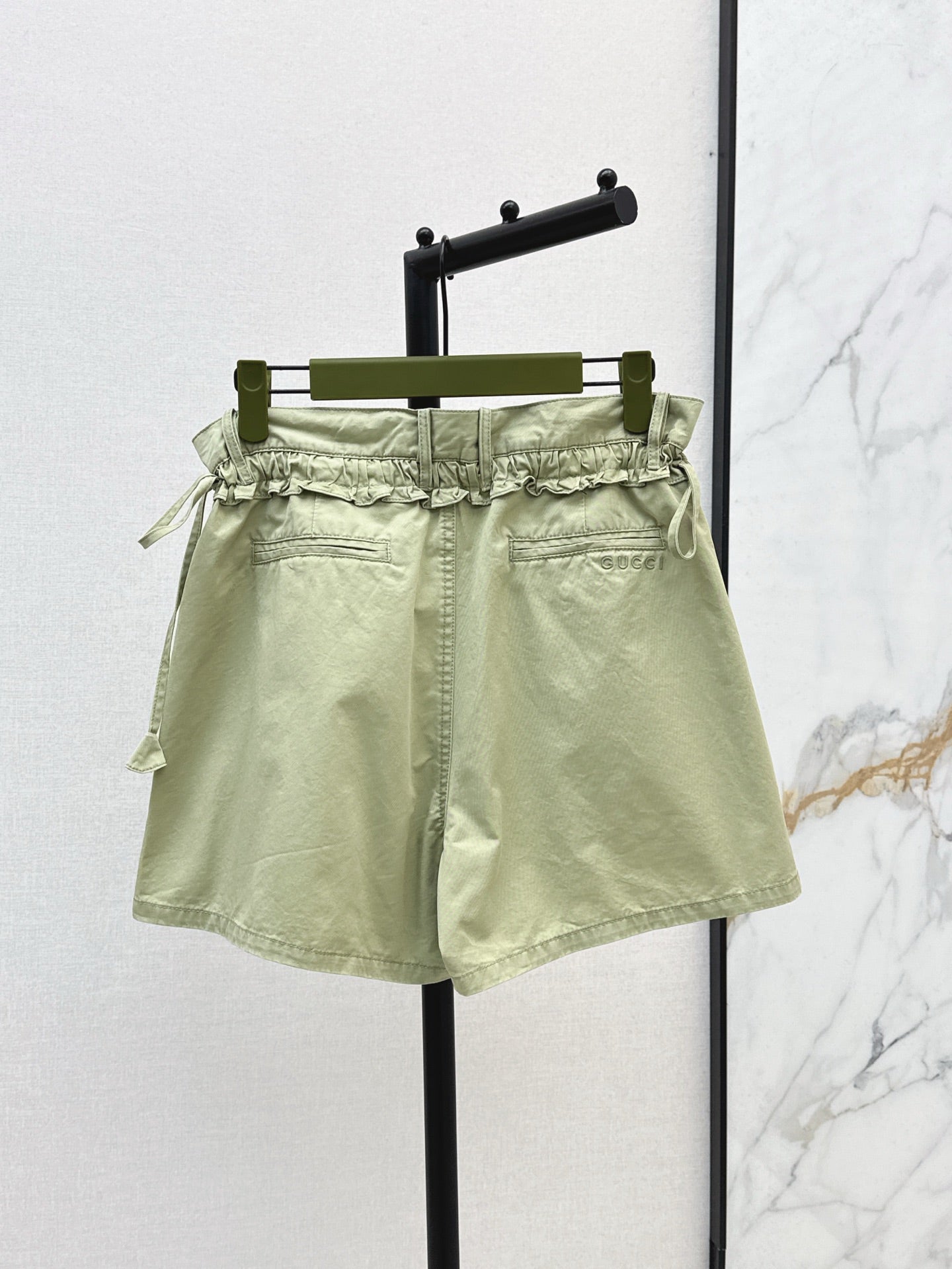 Gu*25ss drawstring high waist shorts