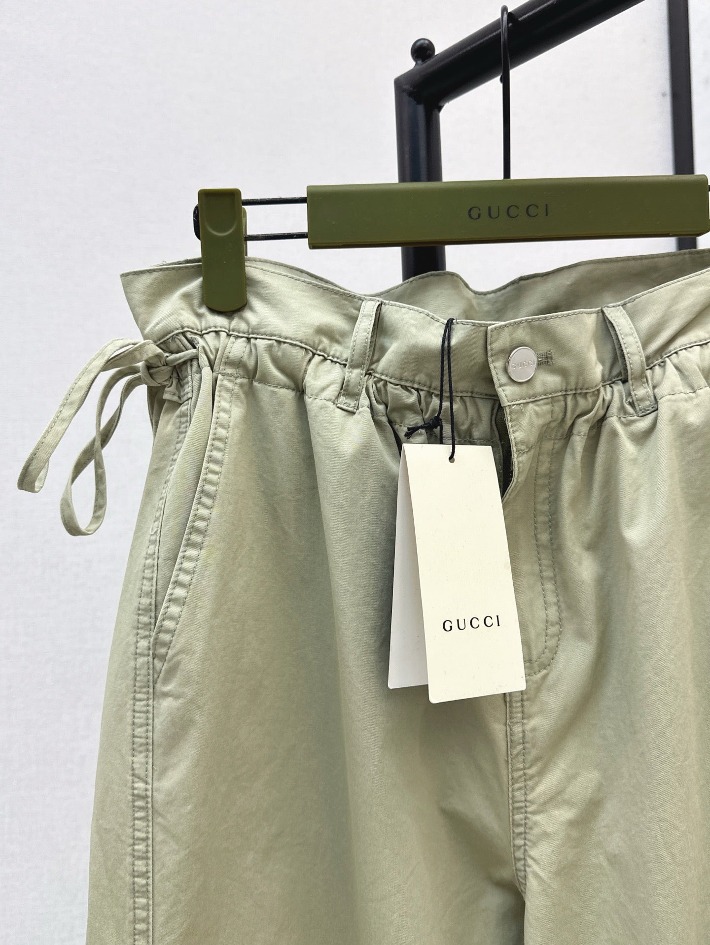 Gu*25ss Drawstring wide-leg pants