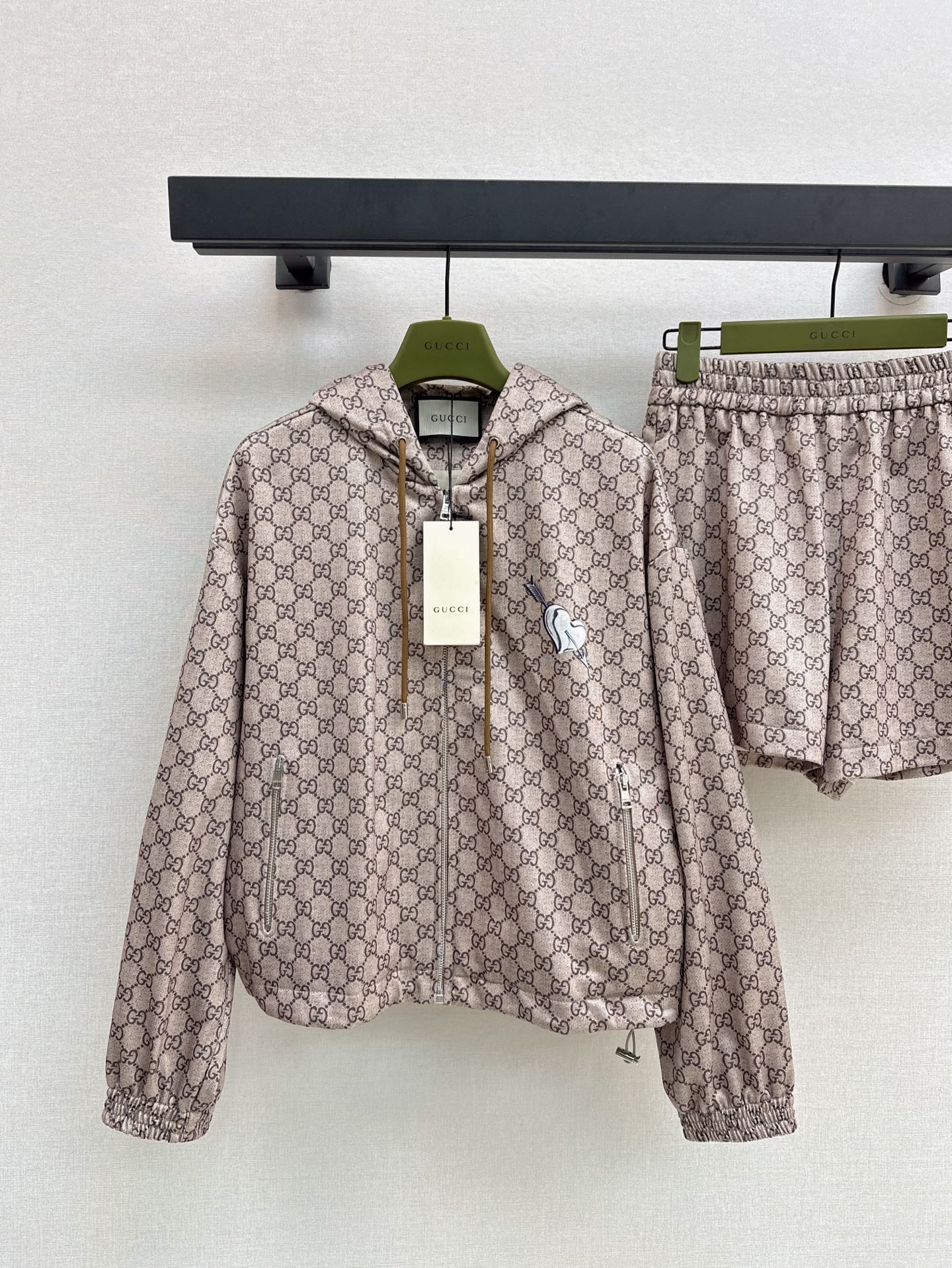 Gu* 25ss GG jacquard hooded jacket suit