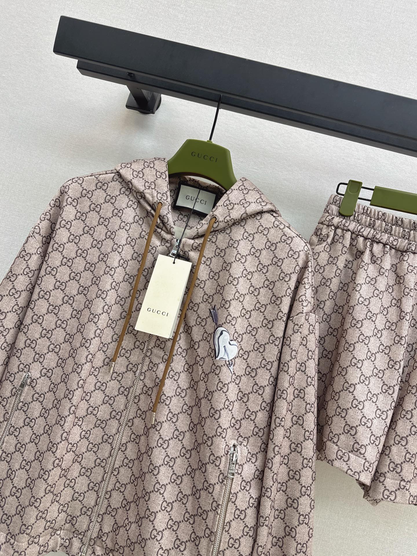 Gu* 25ss GG jacquard hooded jacket suit