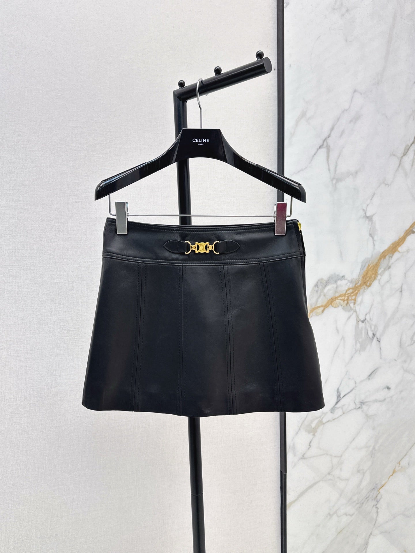 Cel* 25ss gourmette mini skirt in soft lambskin