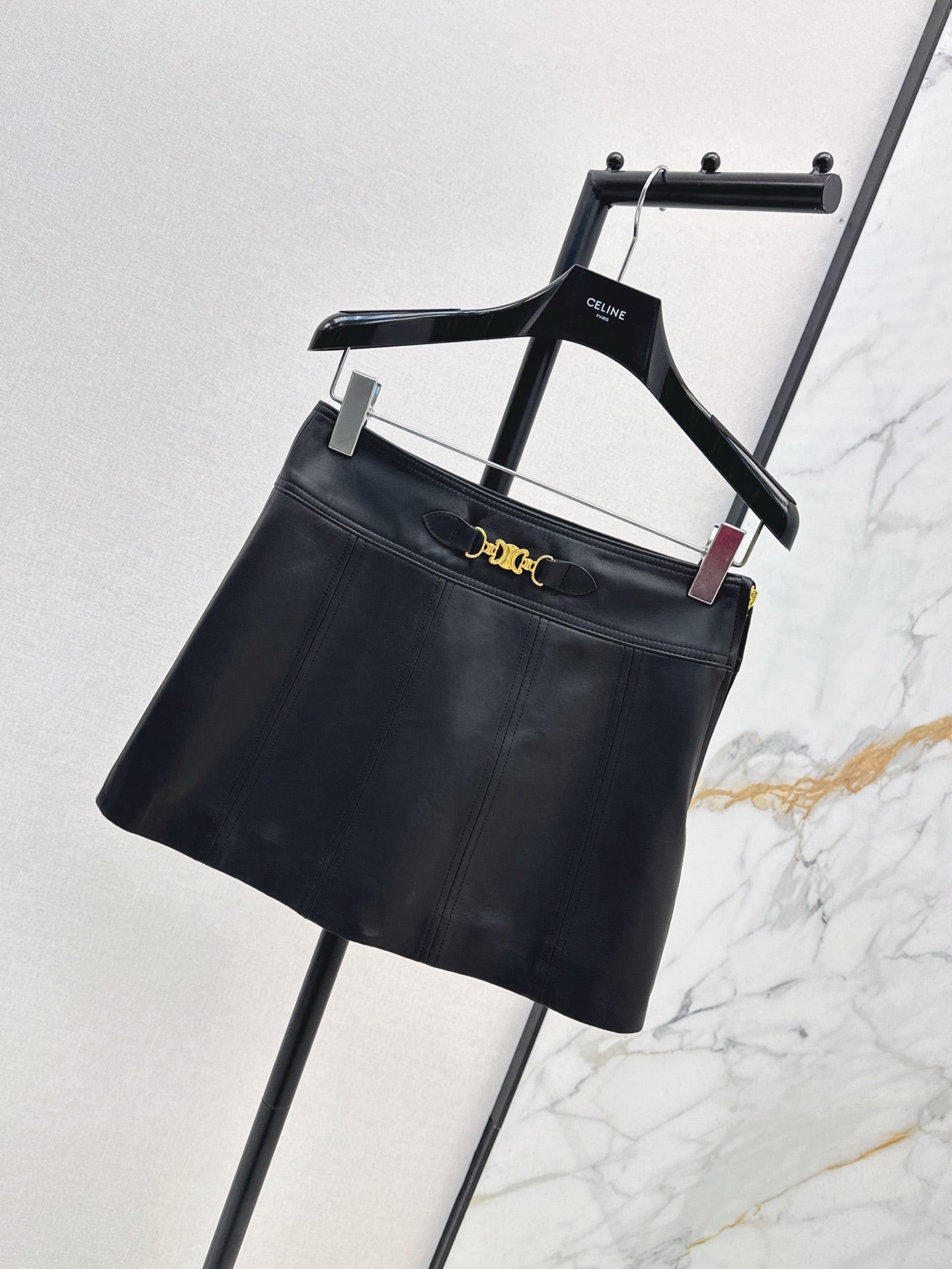 Cel* 25ss gourmette mini skirt in soft lambskin