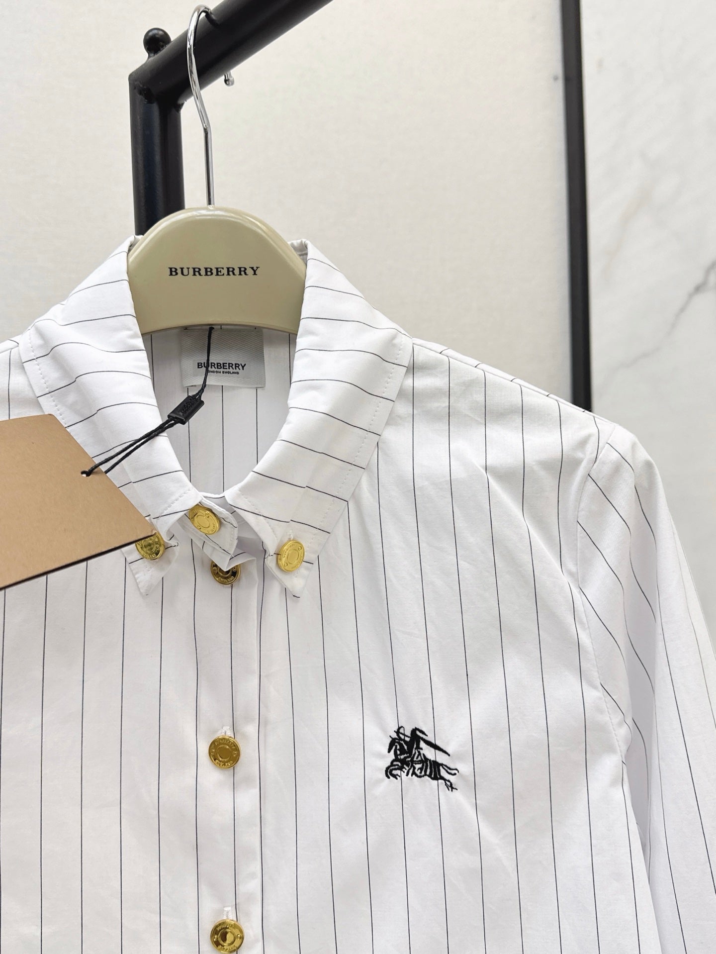 Bur* 25ss Three-quarter sleeves cropped shirt