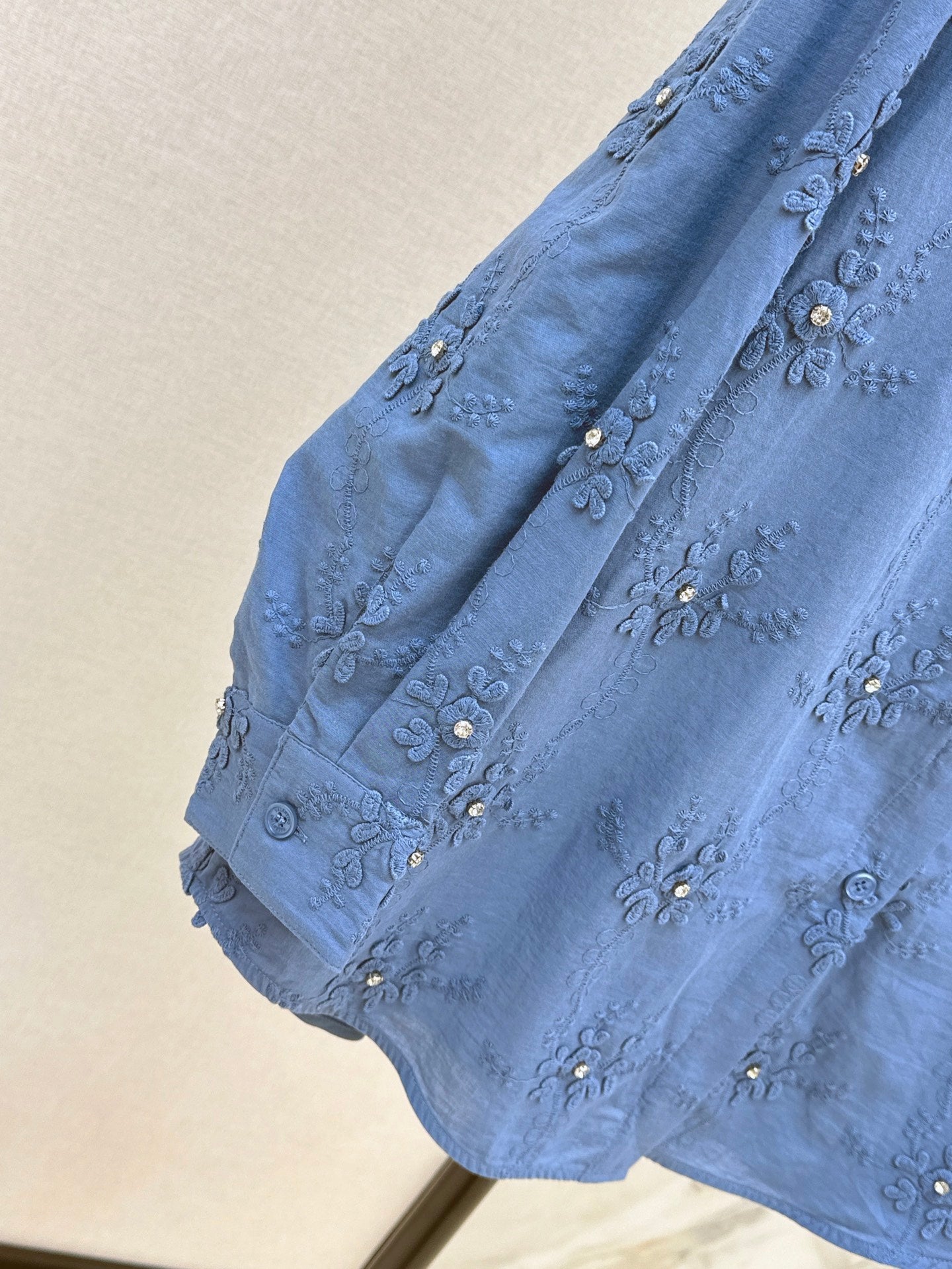 Valen* 25ss 3D flower cotton shirt