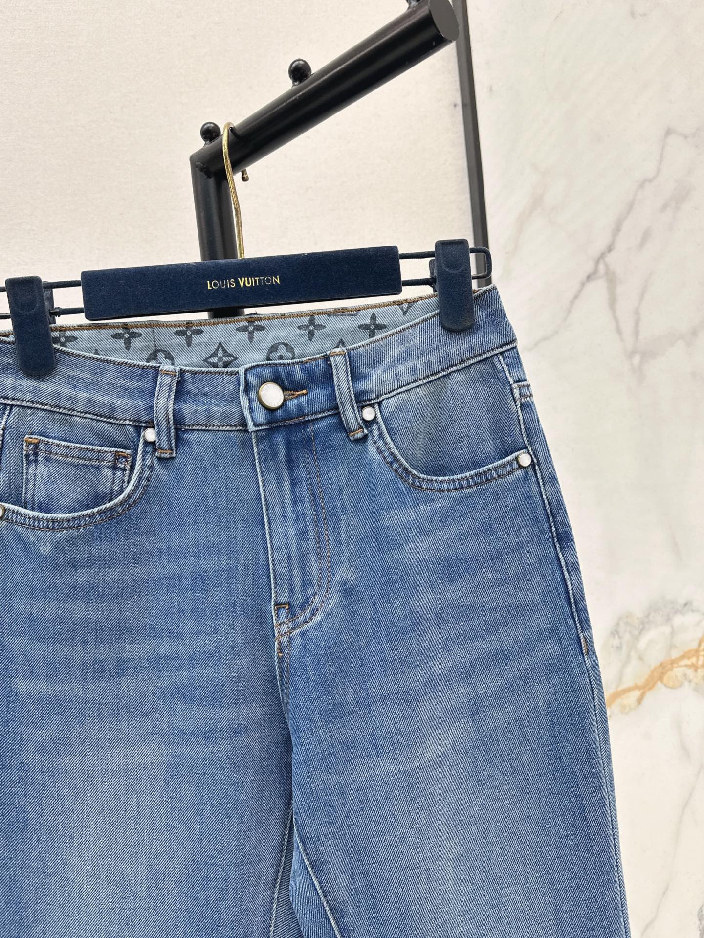 Loui* 25ss monogram pocket denim pants