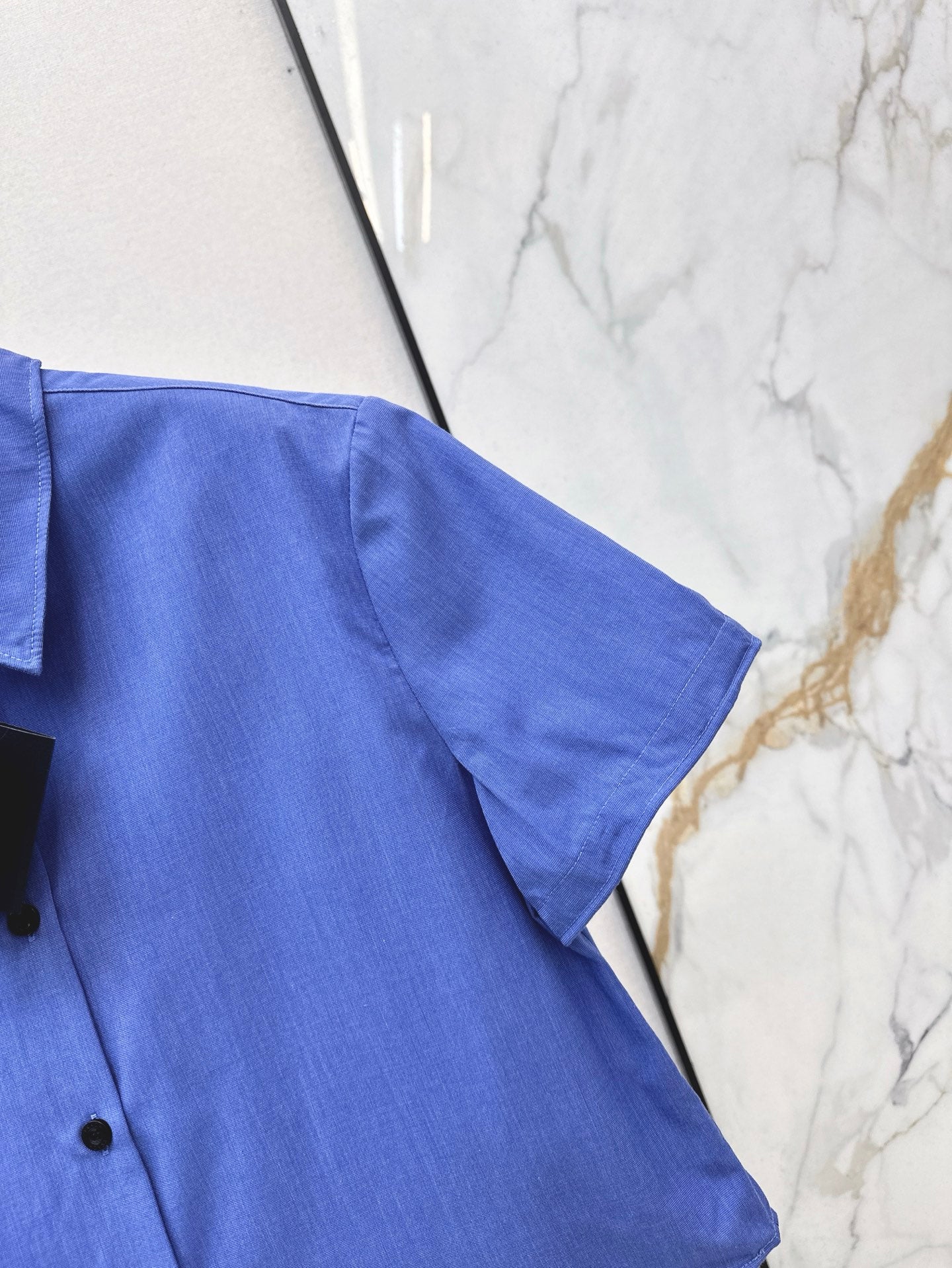 Pra* 25ss cropped cotton shirt