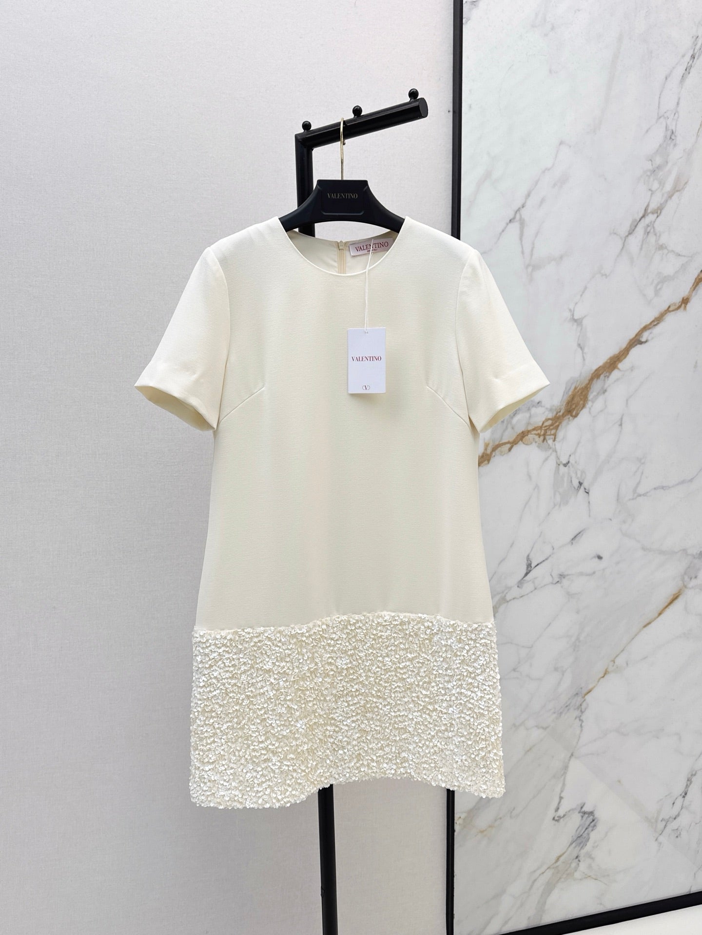 Pra* 25ss sequined hem mini dress