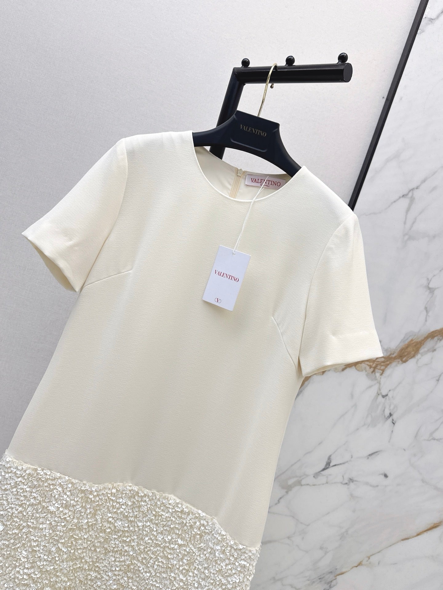 Pra* 25ss sequined hem mini dress