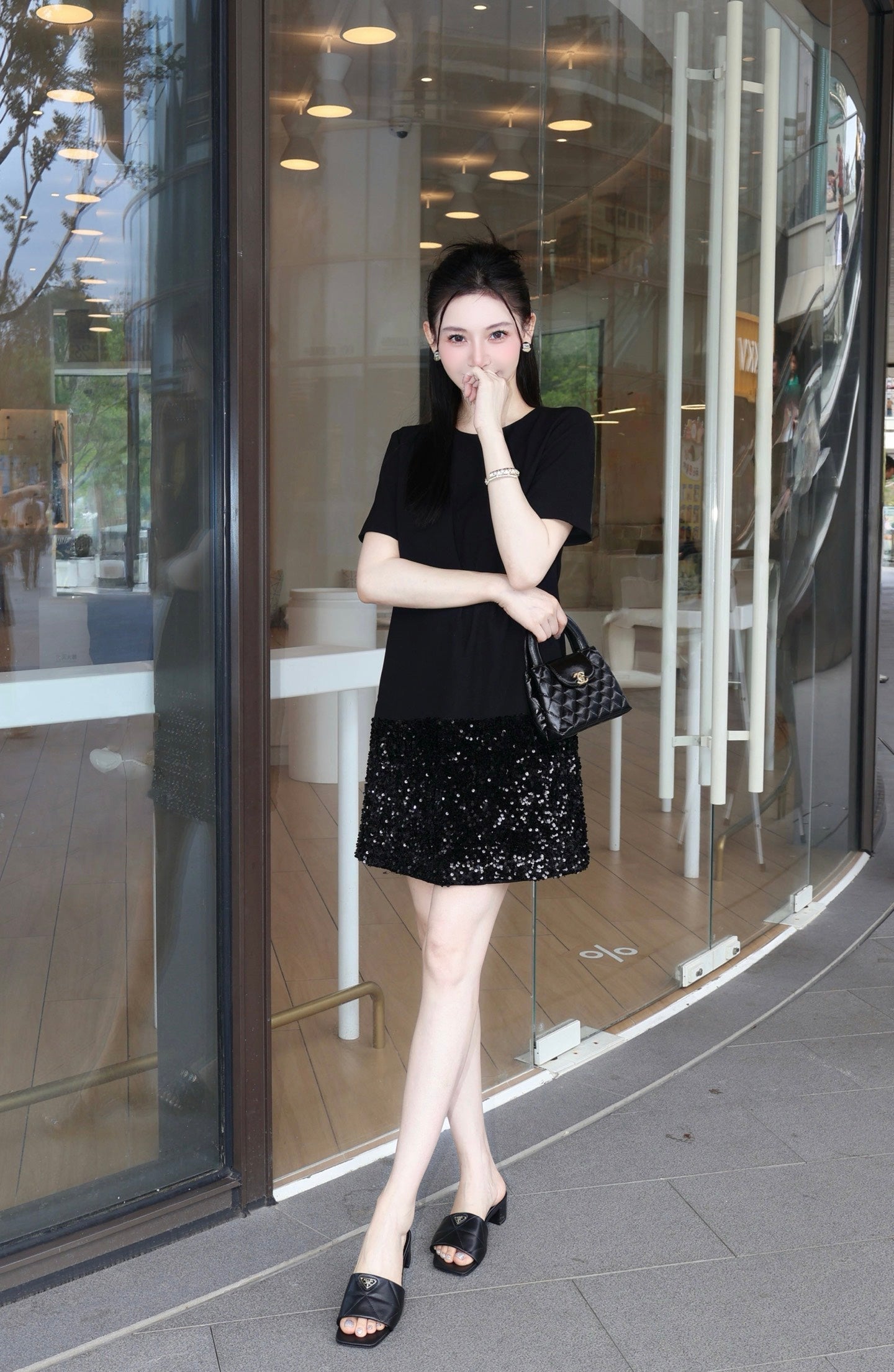 Pra* 25ss sequined hem mini dress