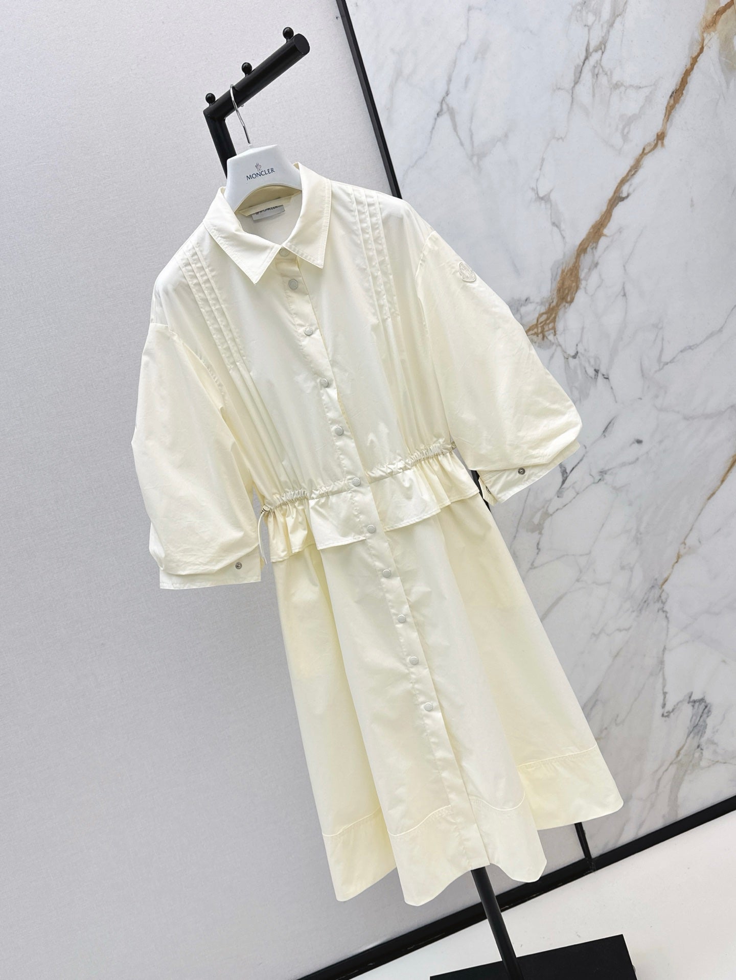 Monc* 25ss puff sleeve unbuttoned dress