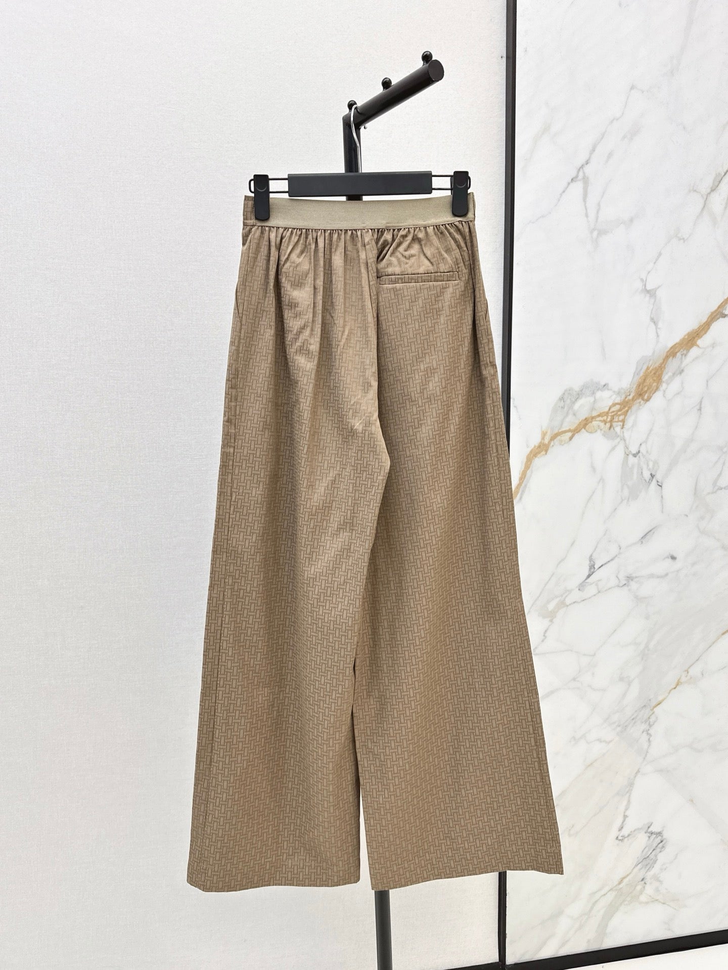 Herm* 25ss printed pleated trousers