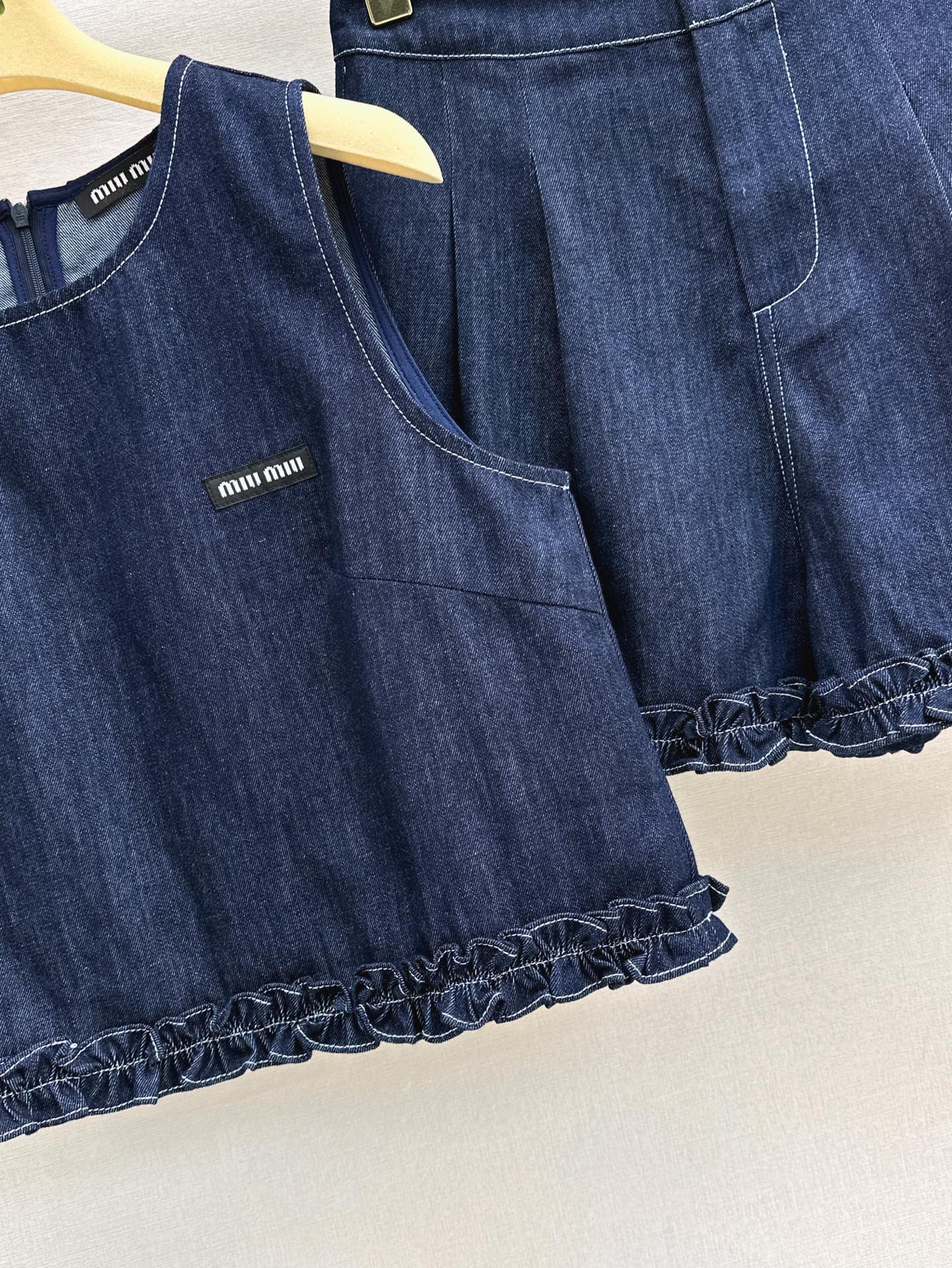 M*u 25ss patch logo denim suit