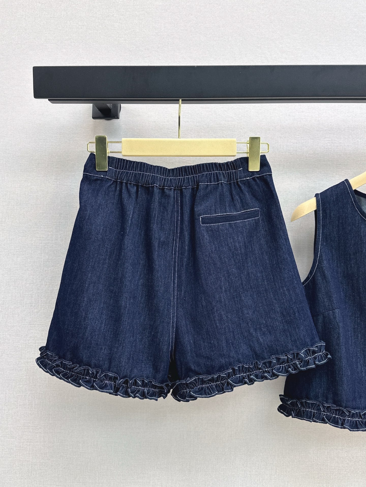 M*u 25ss patch logo denim suit