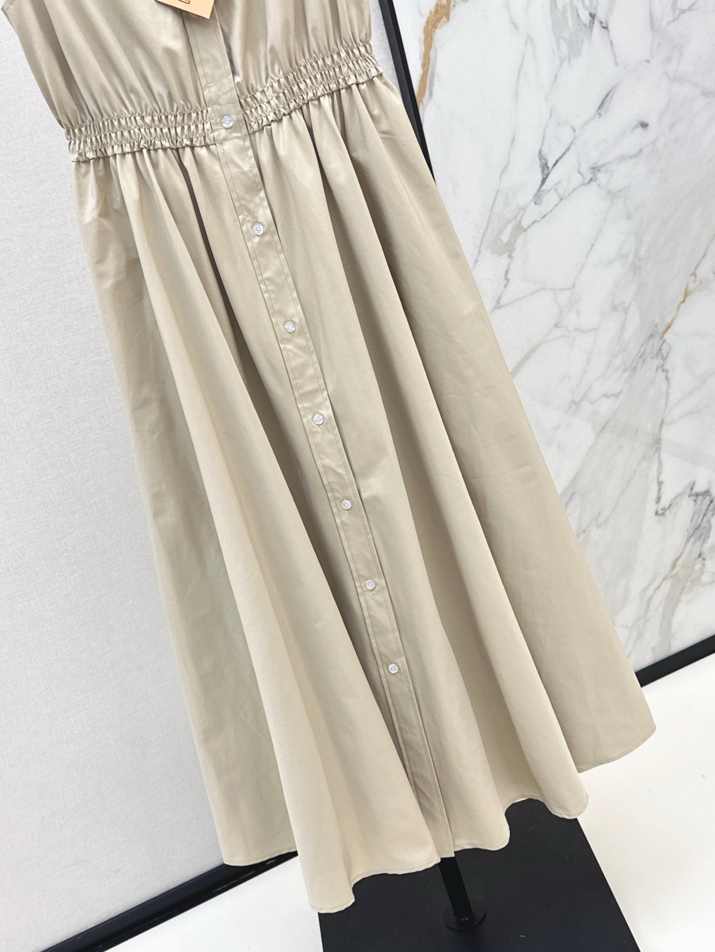 M*u 25ss  buttons sleeveless dress