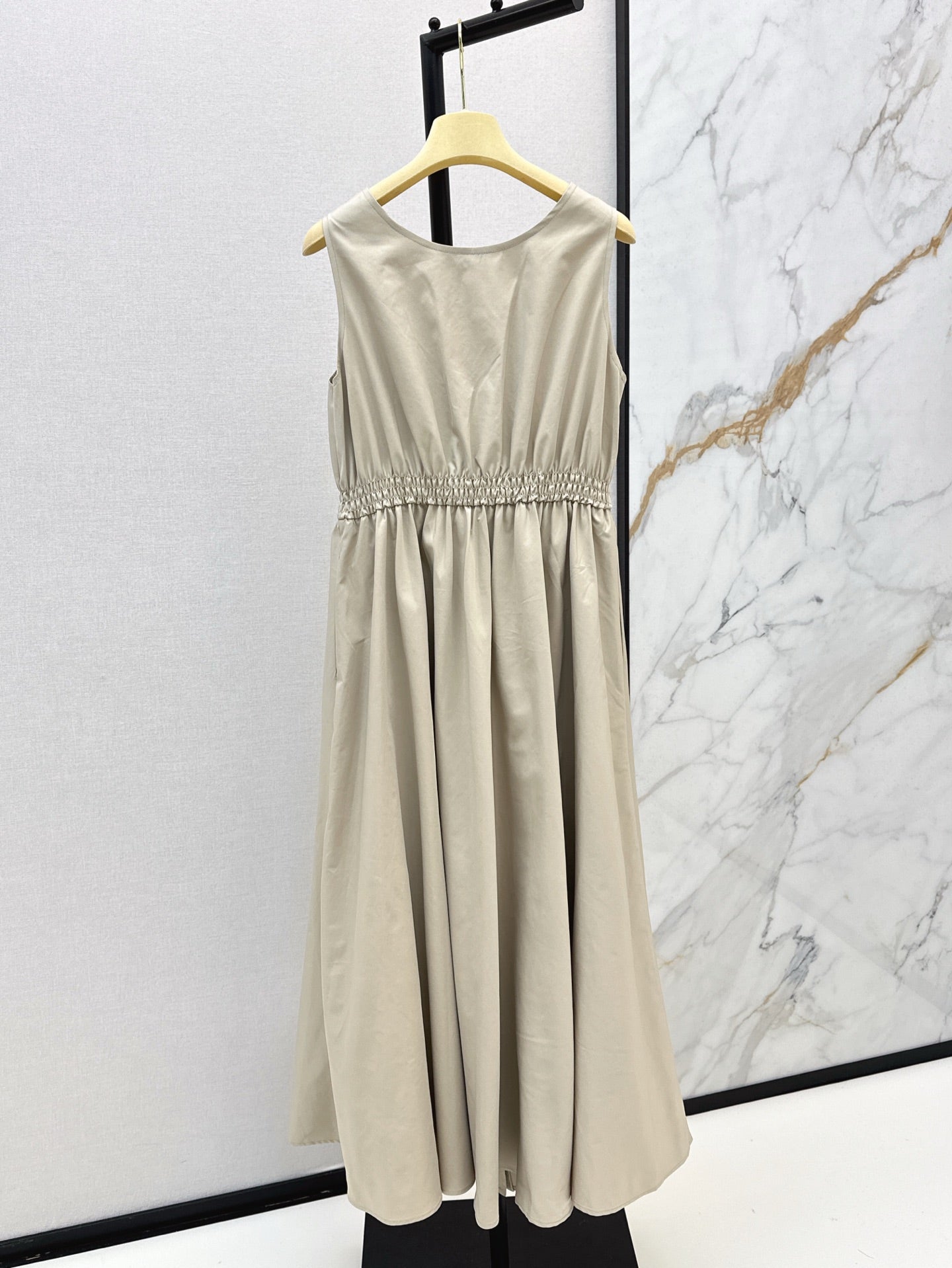 M*u 25ss  buttons sleeveless dress