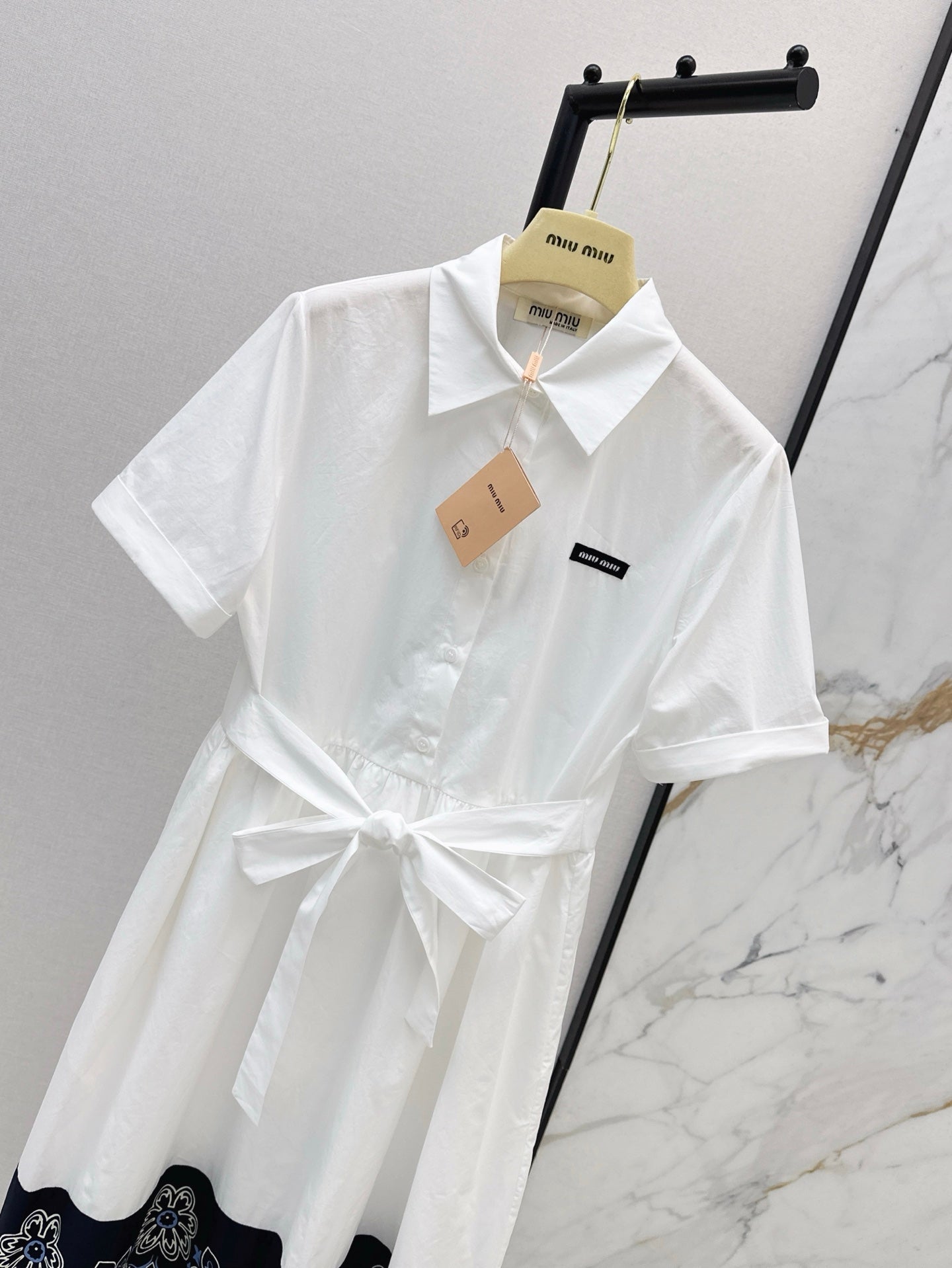 M*u 25ss slubbed poplin dress with print