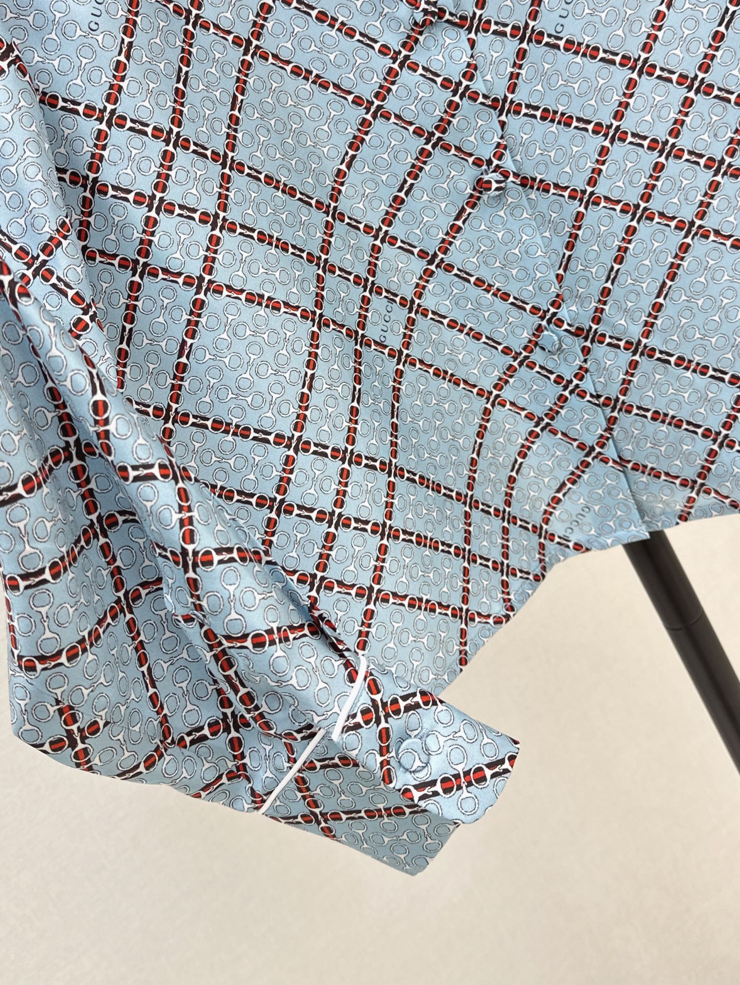 Gu* 25ss printed twill silk shirt