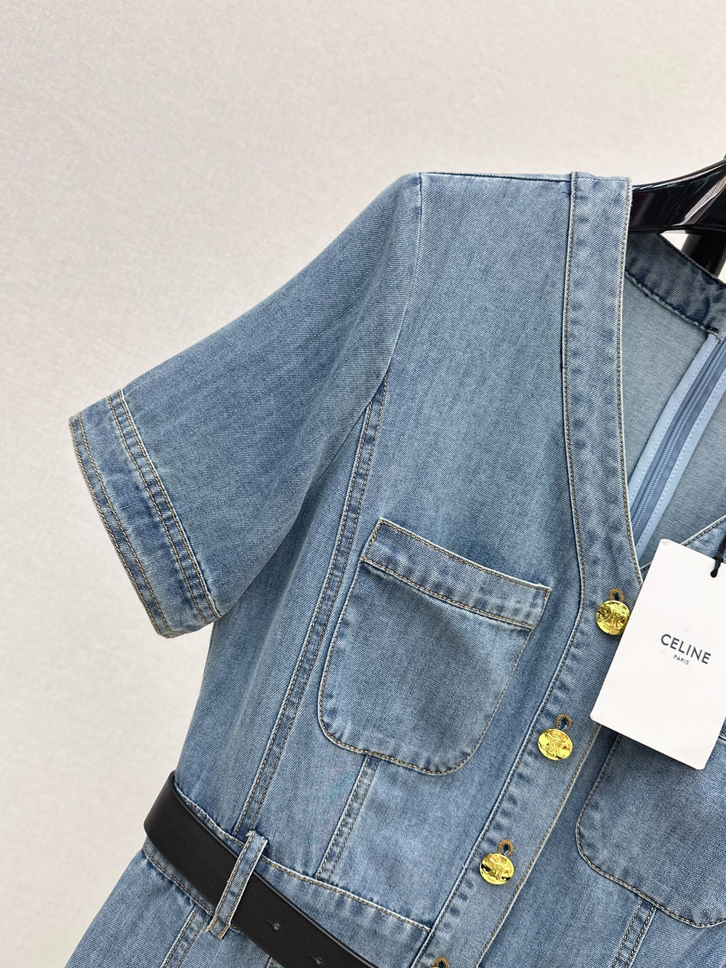 Cel* 25ss V neck belted denim dress