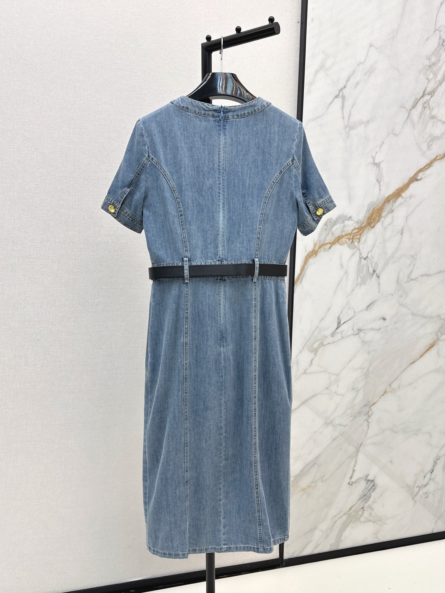 Cel* 25ss V neck belted denim dress