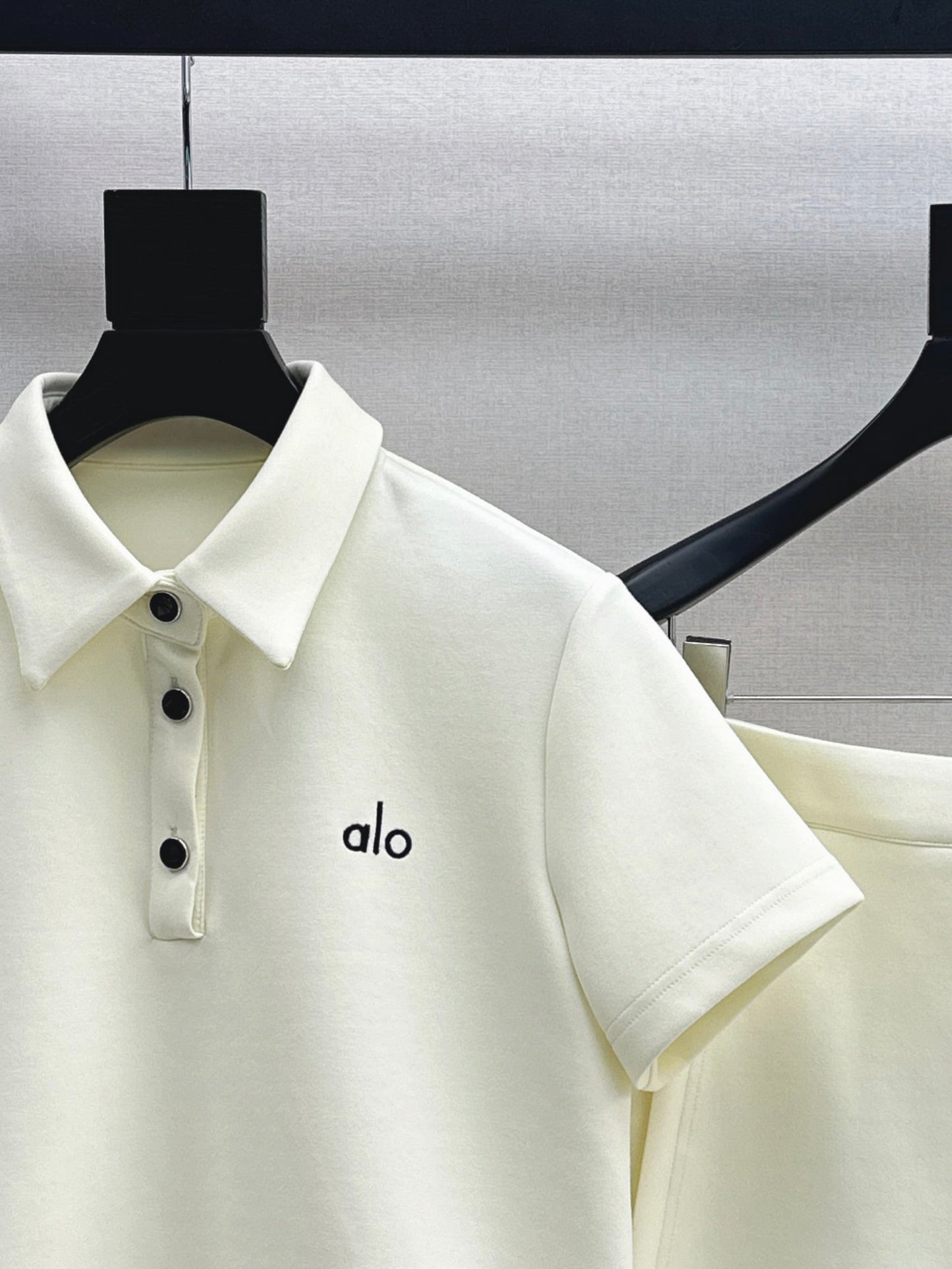 a1o 25ss cropped polo shirt miniskirt suit