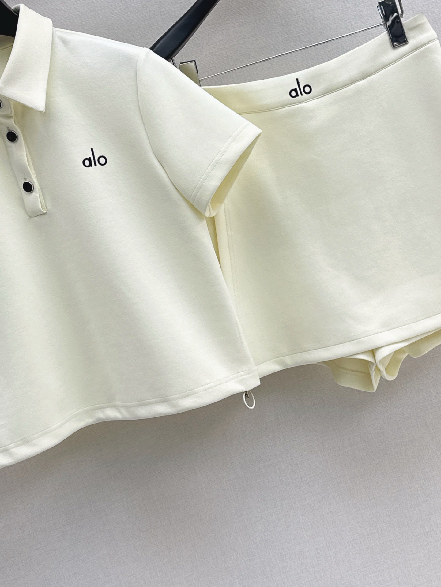 a1o 25ss cropped polo shirt miniskirt suit
