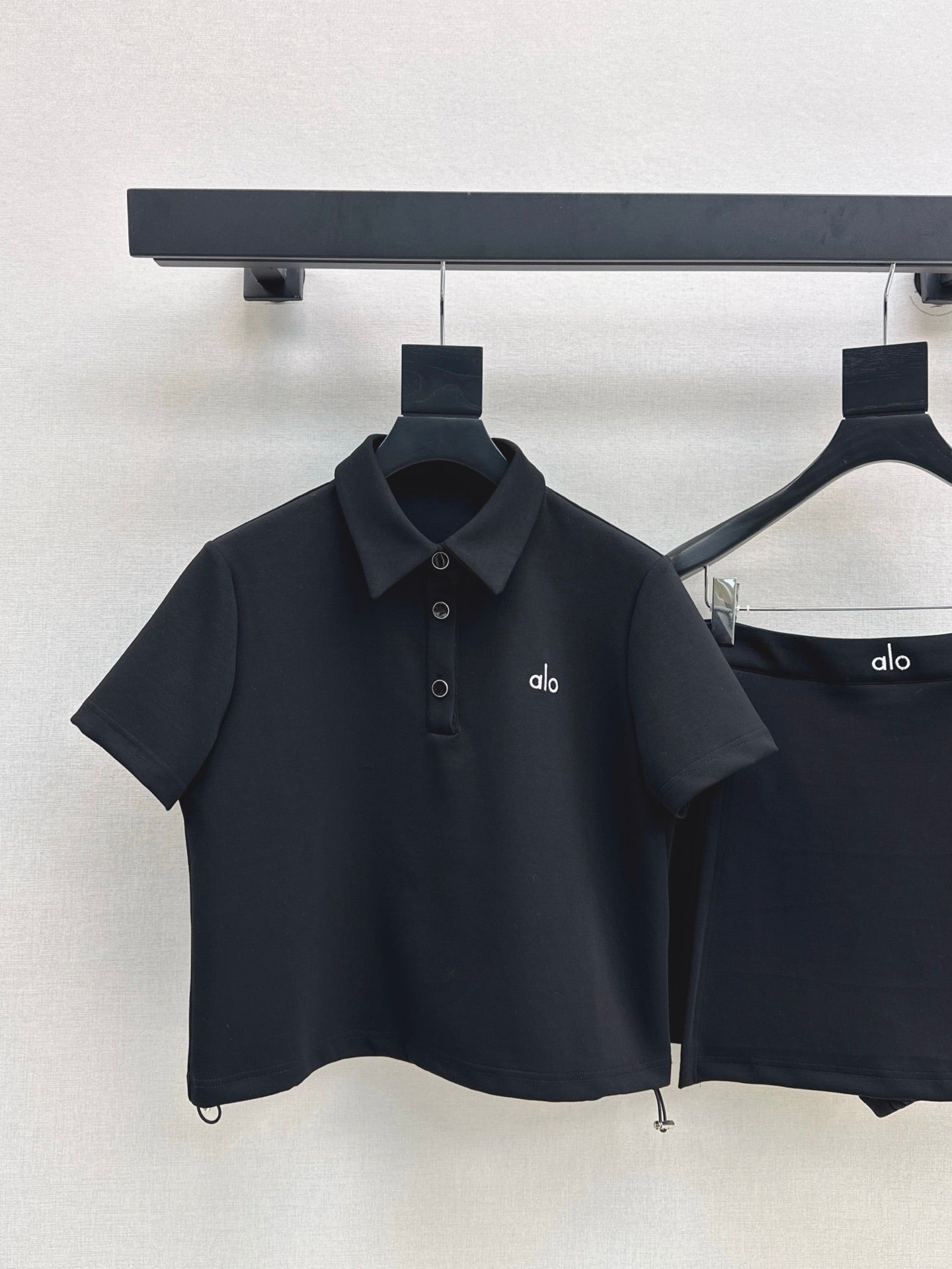 a1o 25ss cropped polo shirt miniskirt suit